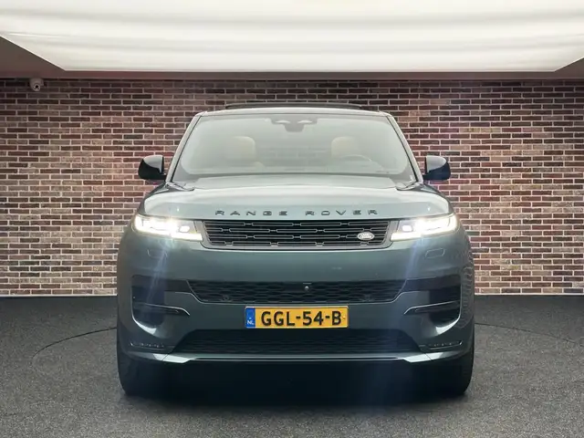 Land Rover Range Rover Sport view 5