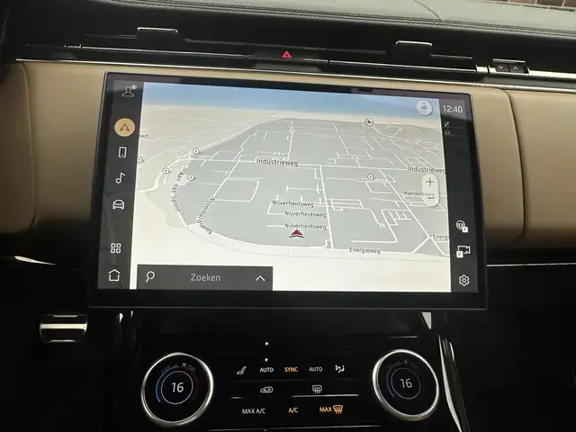 Land Rover Range Rover Sport view 14