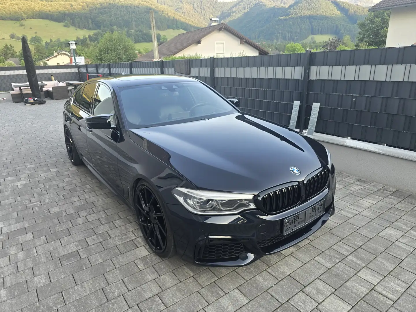 BMW M550 - 1