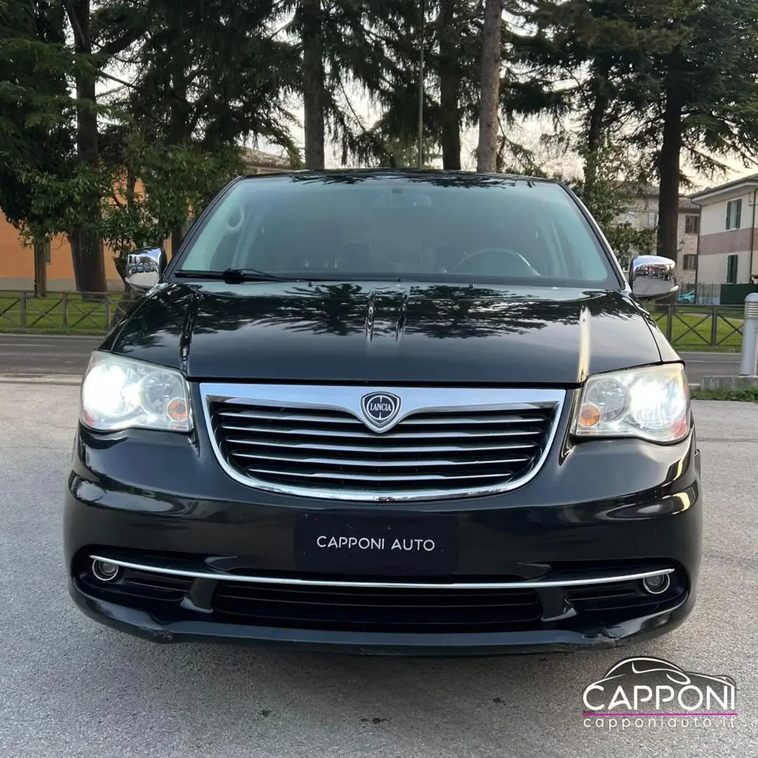 Lancia Voyager 2.8 Turbodiesel 7 POSTI Nero - 2