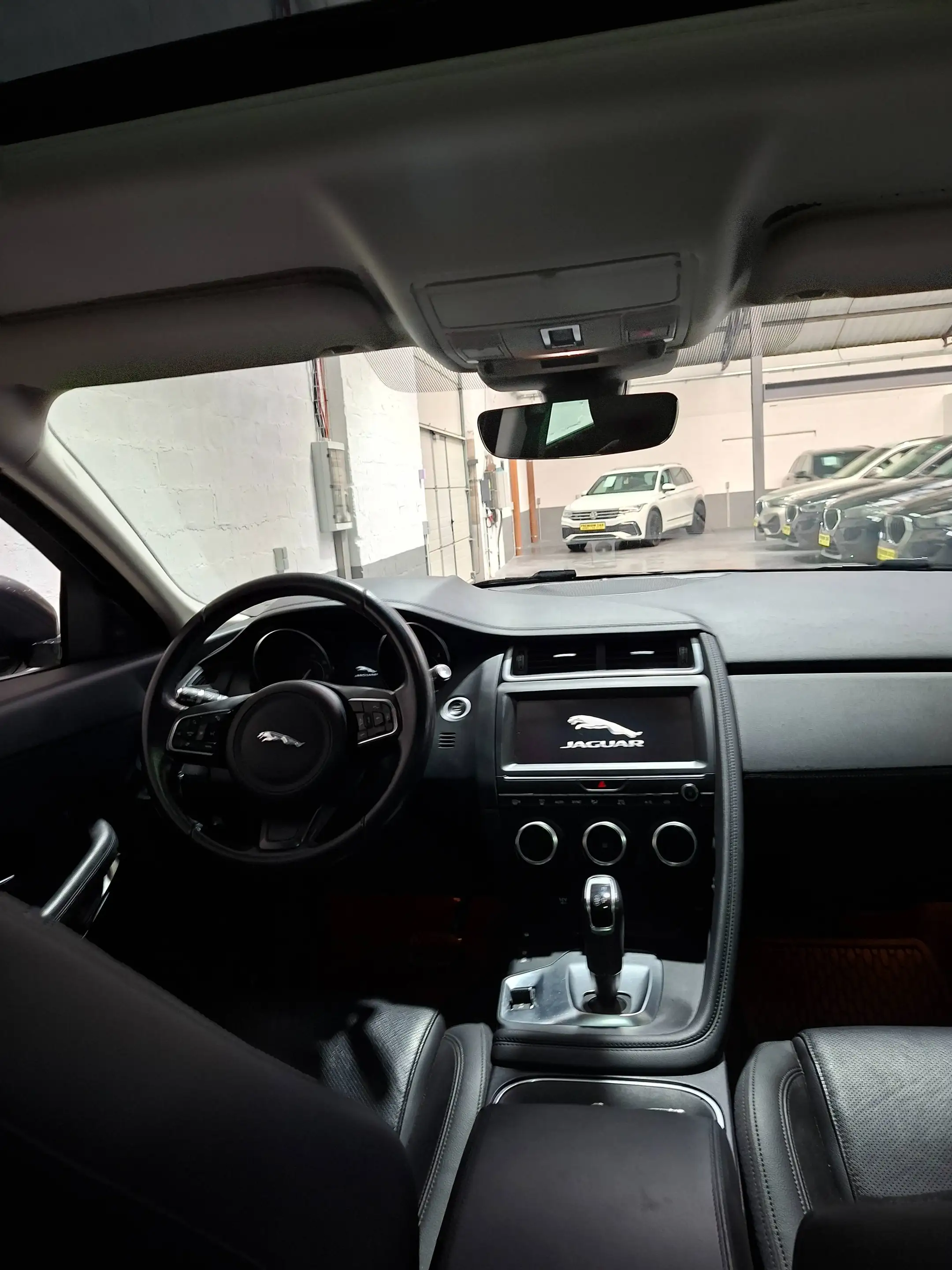 Jaguar E-Pace 🔺*E-Pace 2.0 D AWD TOIT PANORAMQUE CUIR *🔺 — photo 15