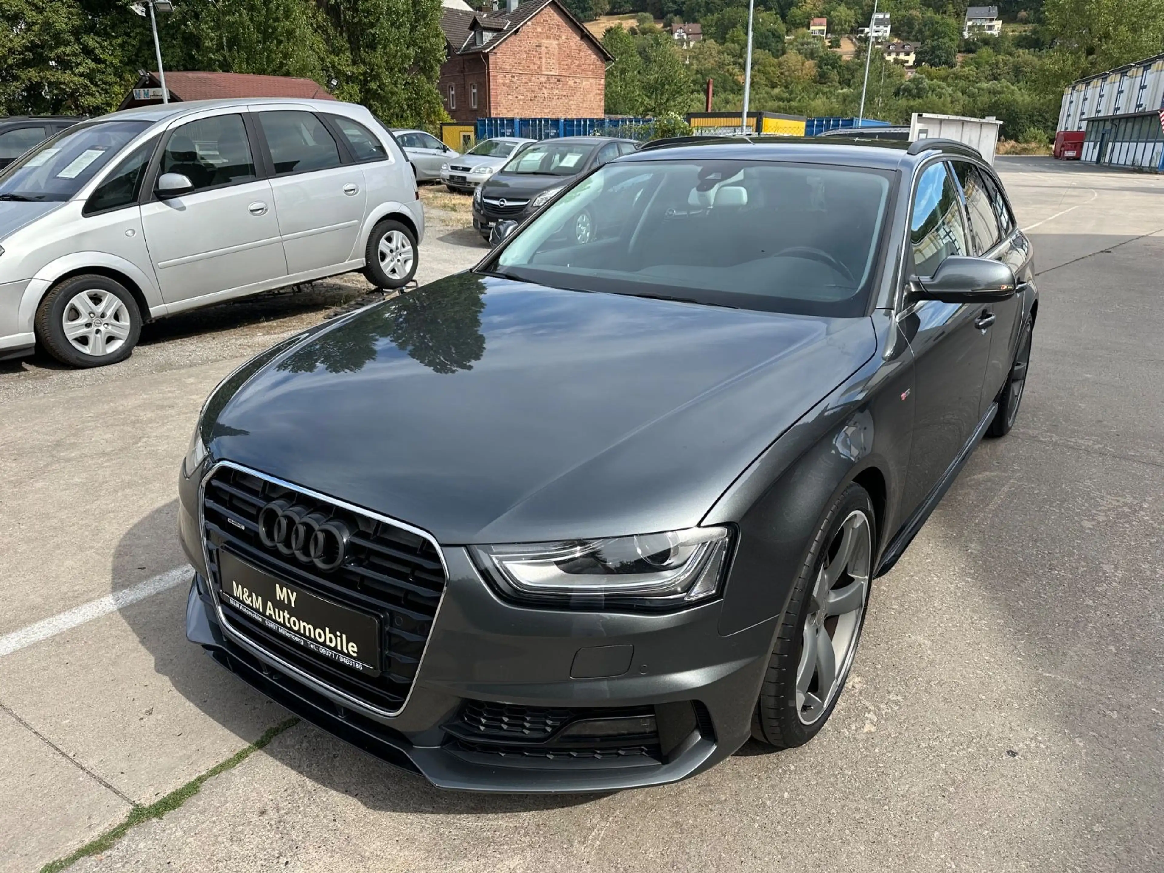 Audi A4 1.8 Avant Ambition quattro/S-Line 19 Zoll