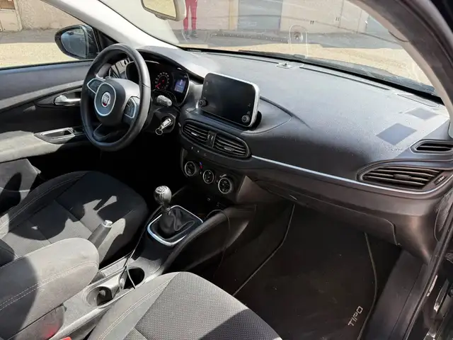 Fiat Tipo view 10