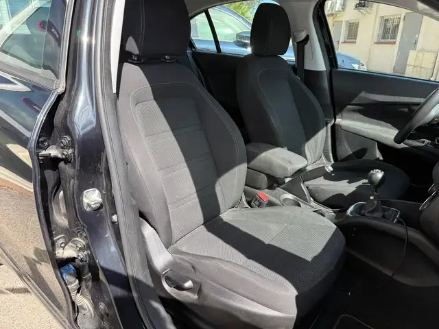 Fiat Tipo view 11