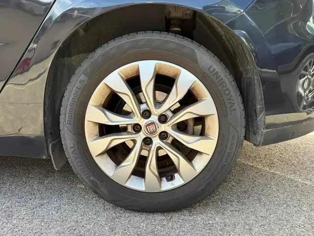Fiat Tipo view 26