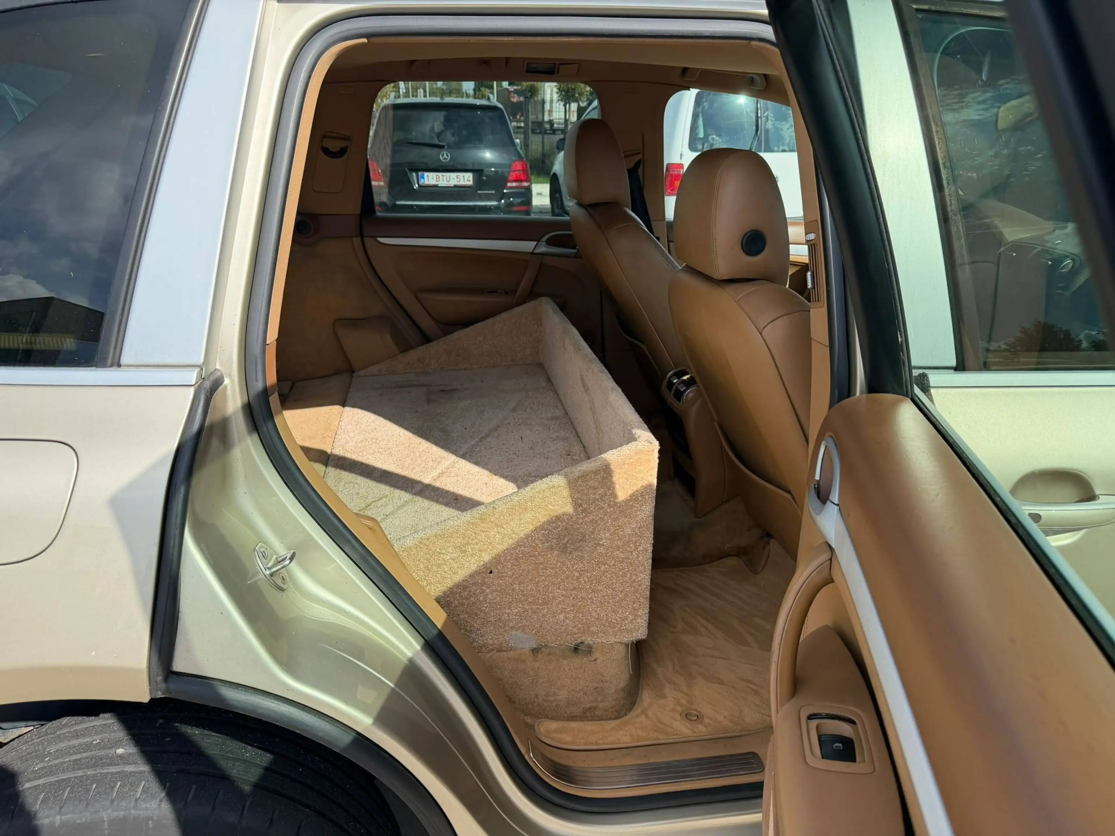 Porsche Cayenne S (Stock ID 48246) — photo 12
