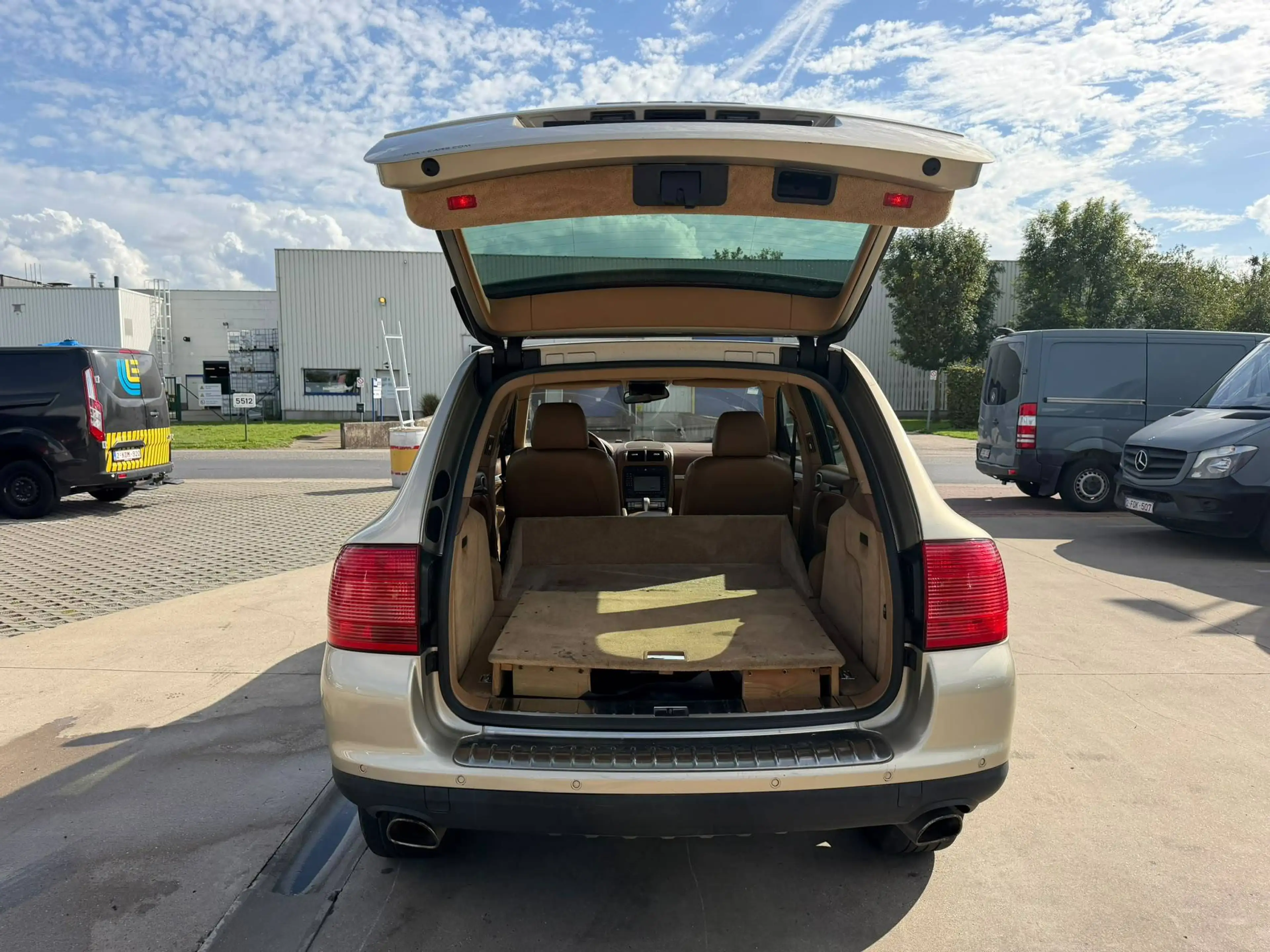 Porsche Cayenne S (Stock ID 48246) — photo 7