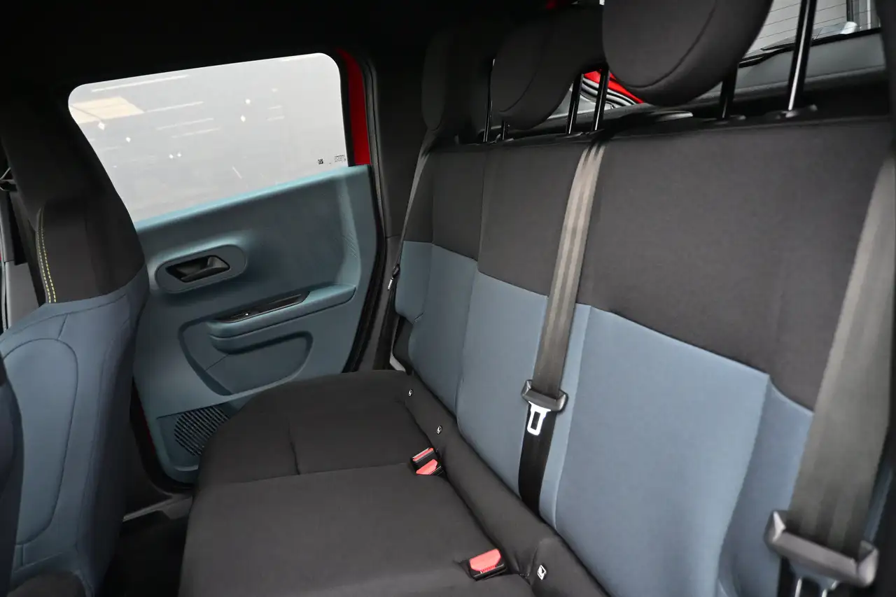 Fiat Grande Panda 2026 — фото 11