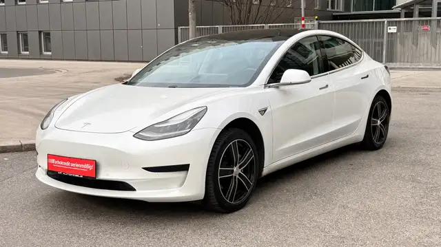 Tesla Model 3 Model 3 Standard Range RWD Plus 57,5kWh RWD Plus