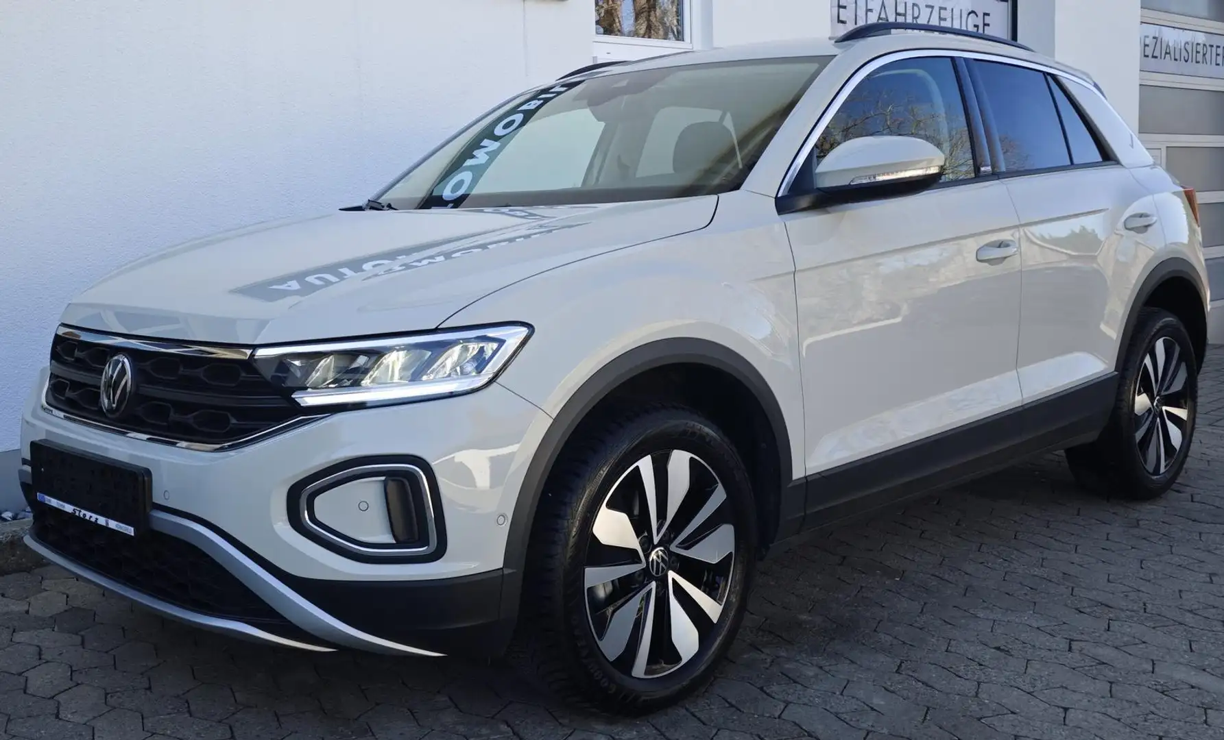 Volkswagen T-Roc Move 1.5 TSI DSG NAVI LED DAB SHZ KAMERA Gris - 2