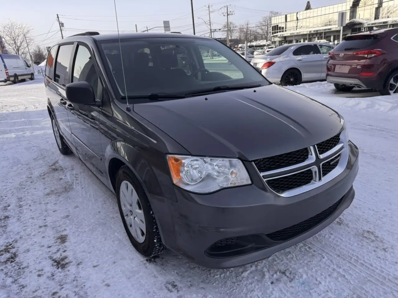 Dodge Grand Caravan снимка Dodge Grand Caravan