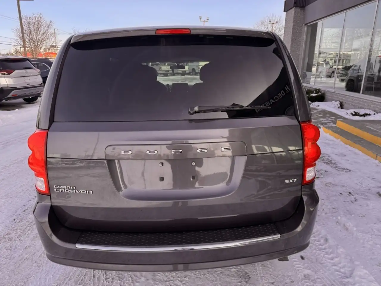 Dodge Grand Caravan снимка Dodge Grand Caravan