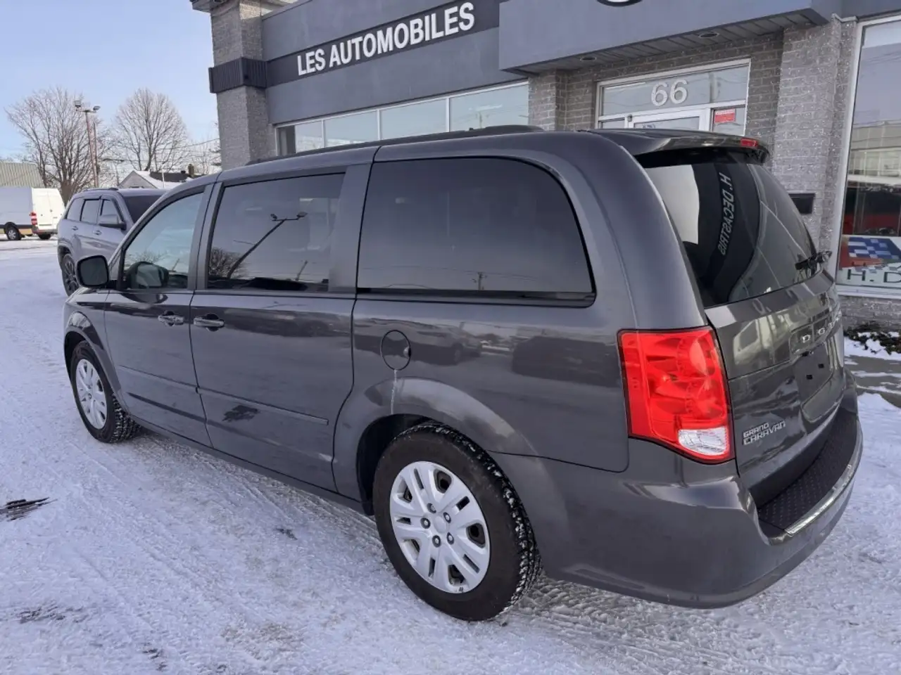 Dodge Grand Caravan снимка Dodge Grand Caravan