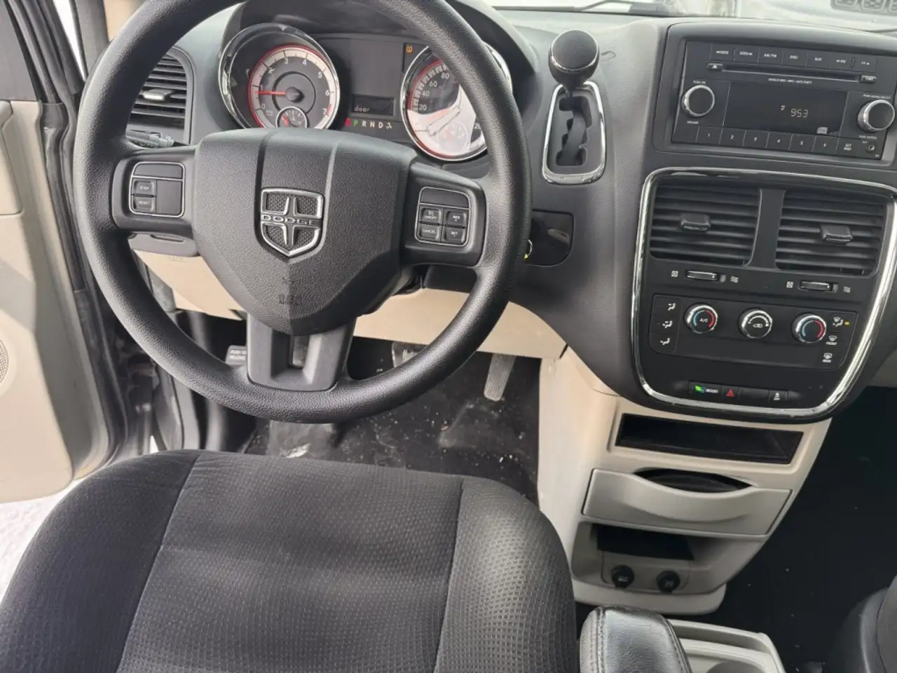 Dodge Grand Caravan снимка Dodge Grand Caravan