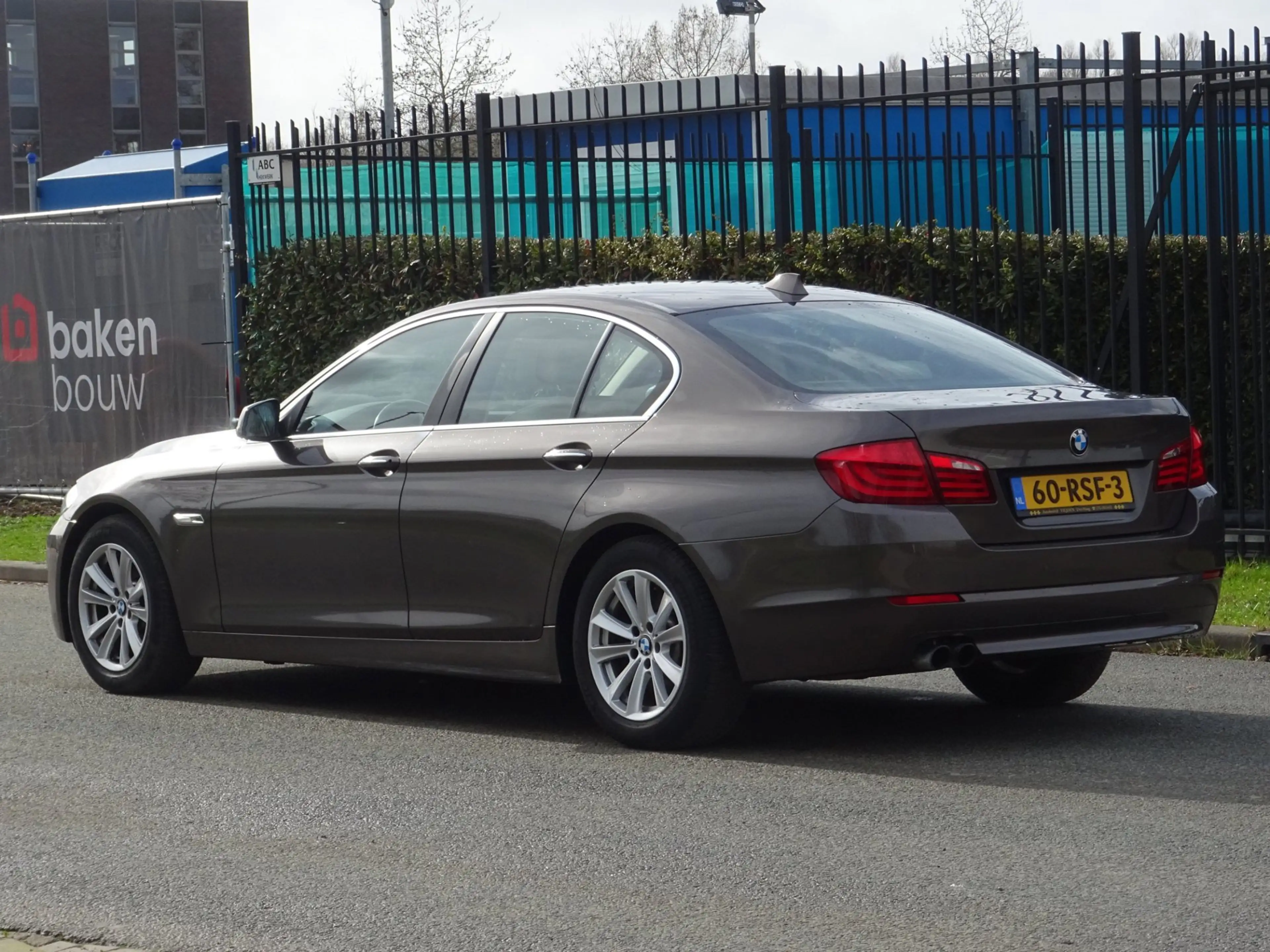 BMW 523 5-serie 523i High Executive NL-AUTO NAP/LEER/NAV/P — photo 2