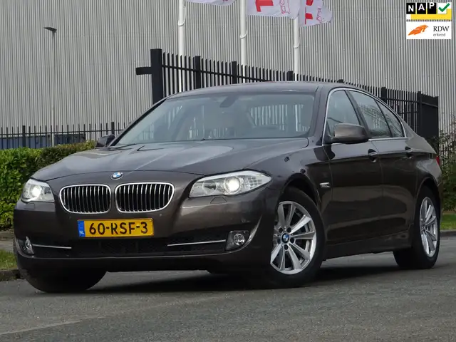 BMW 523 5-serie 523i High Executive NL-AUTO NAP/LEER/NAV/P