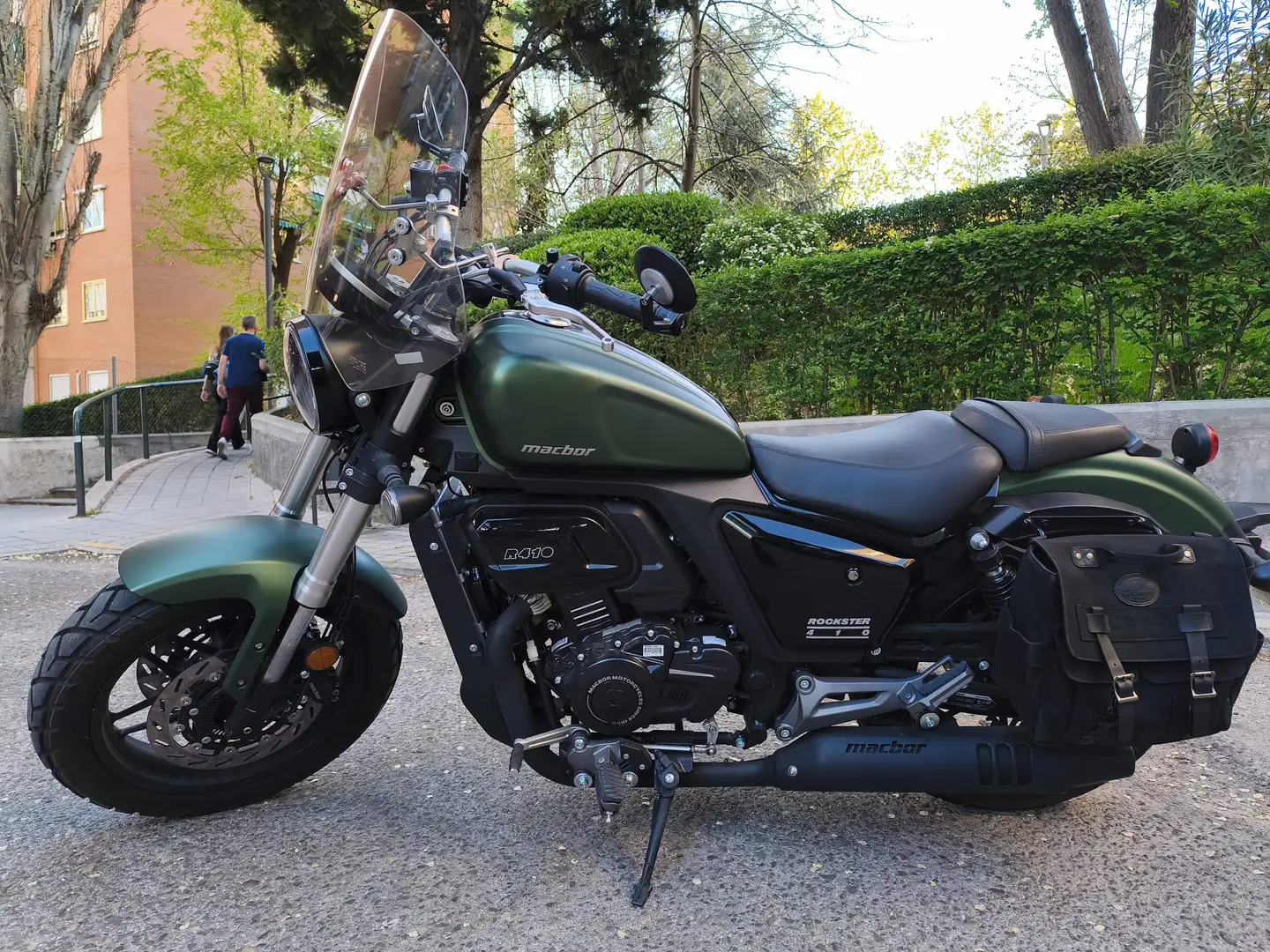 Royal Enfield Classic macbor Rockster 410 Rojo - 2