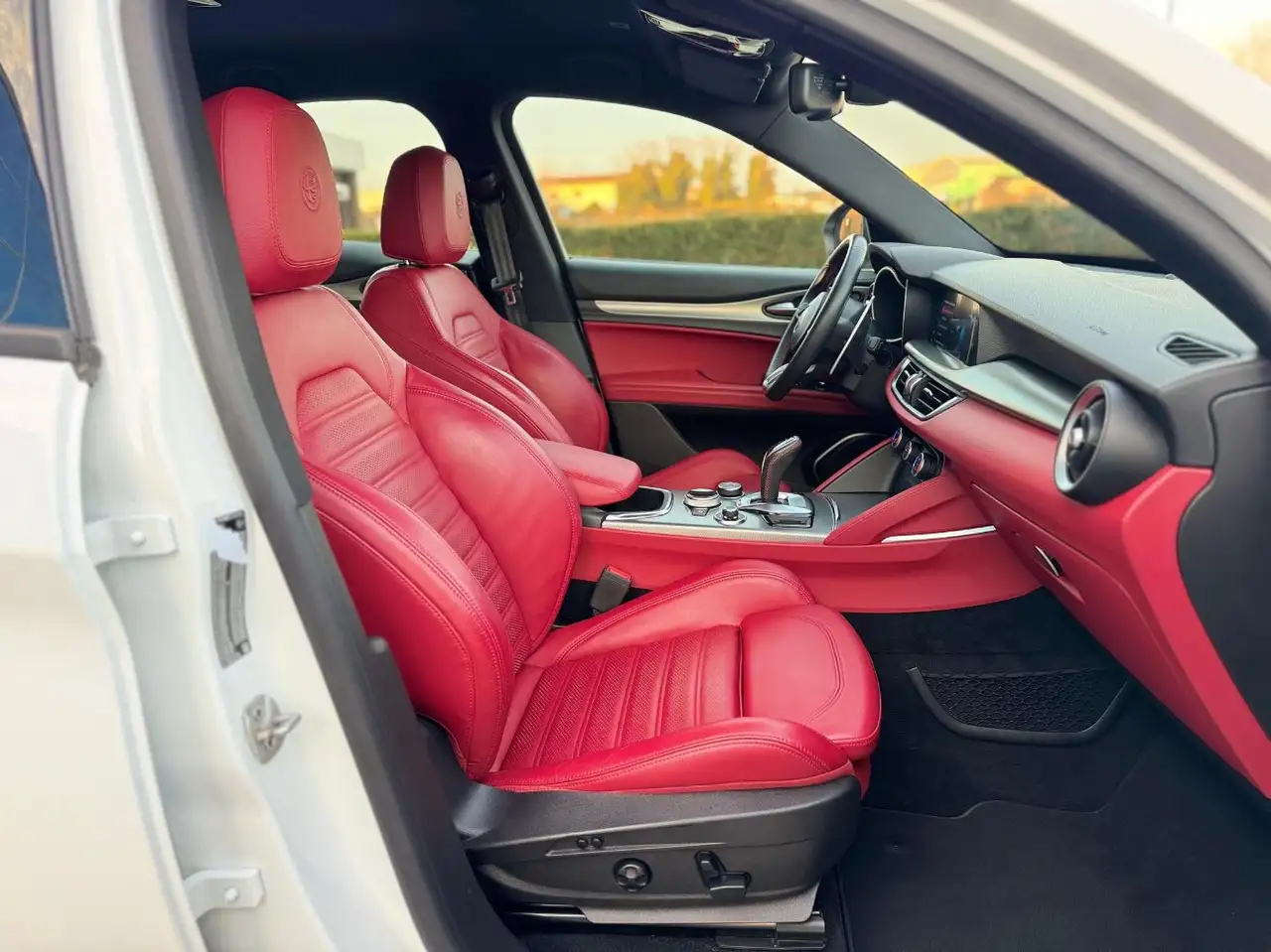 Alfa Romeo Stelvio 2021 — фото 13