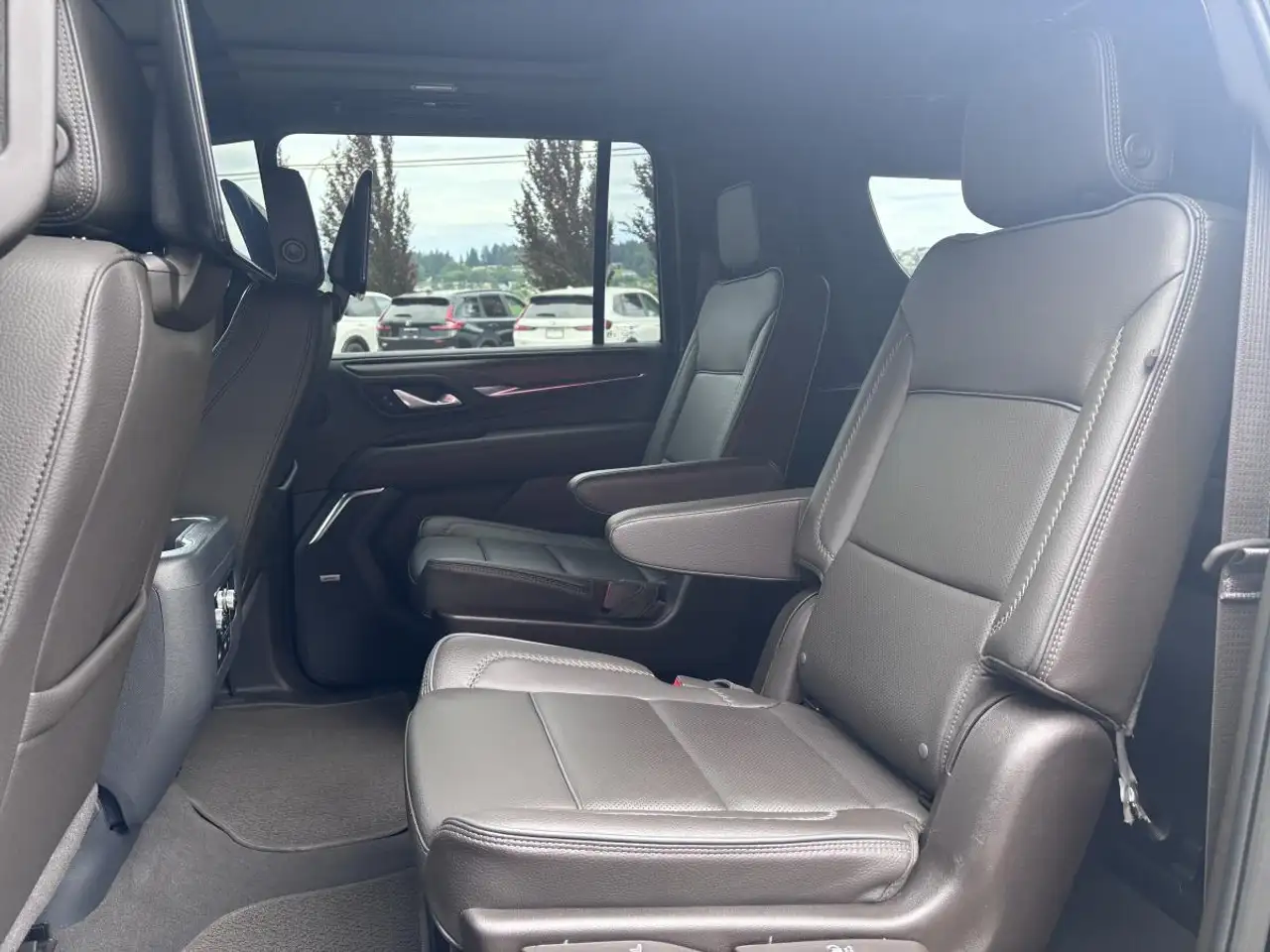 GMC Yukon снимка GMC Yukon