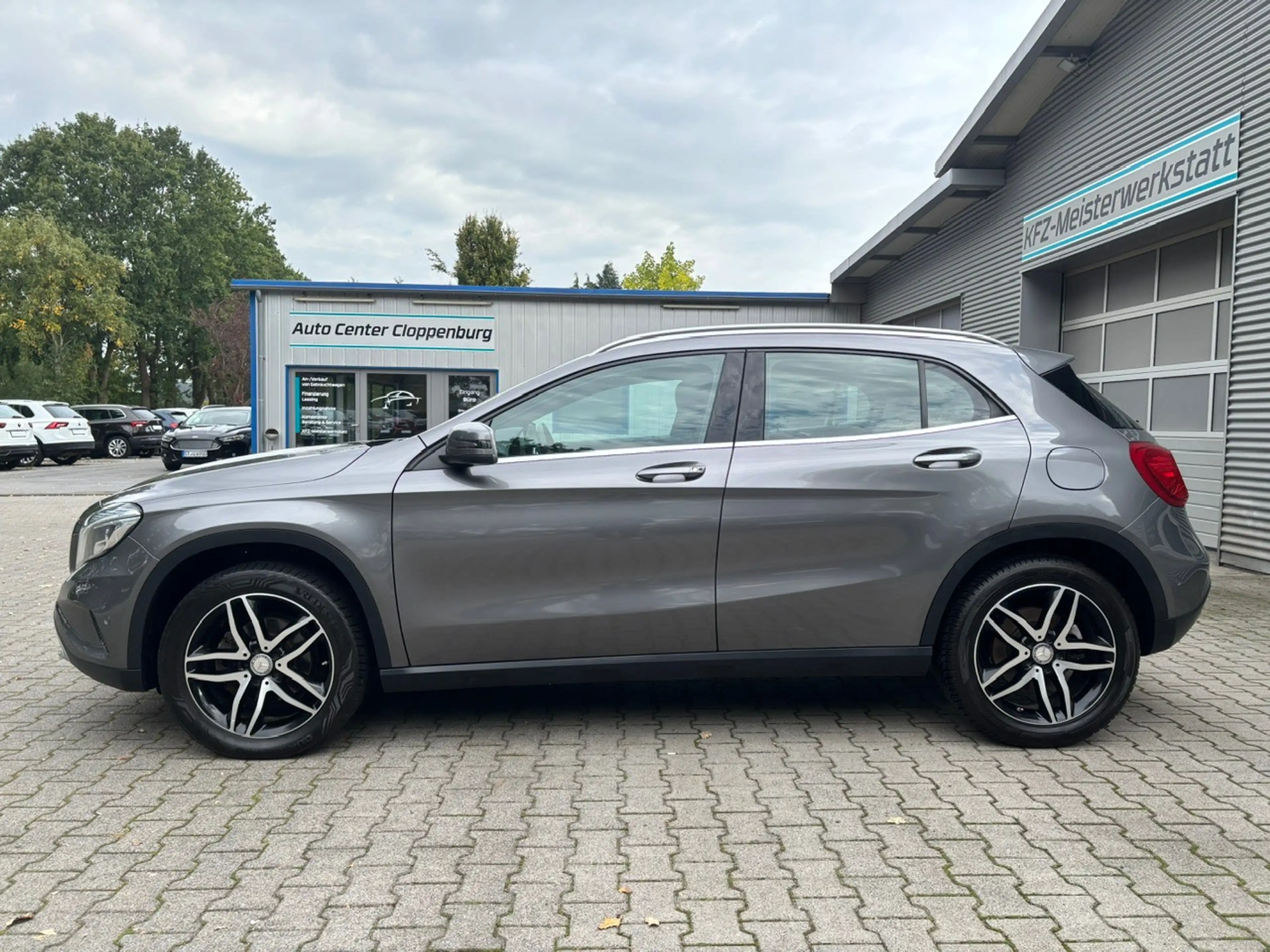 Mercedes-Benz GLA 200 d 7G-DCT "Score / Urban Automatik — photo 2