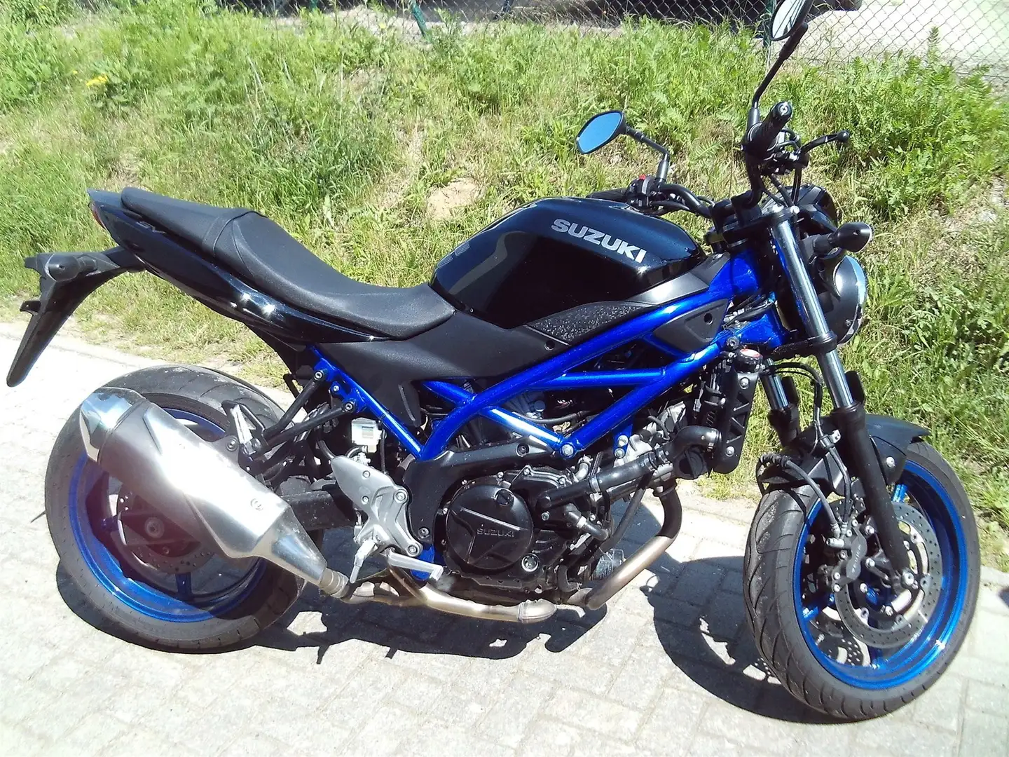 Suzuki SV 650 Negru - 1