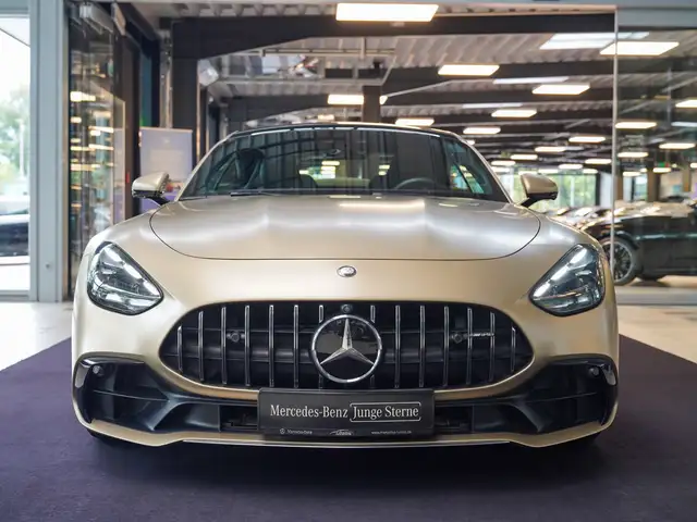 Mercedes-Benz Amg GT view 2