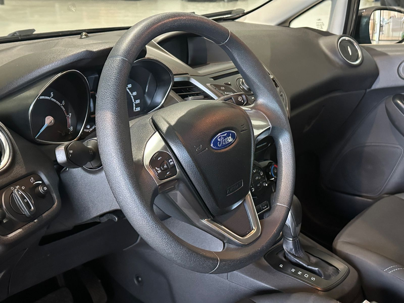 Ford Fiesta EcoBoost Sync Edition*Multif.,PDC,Bluet.* — photo 13