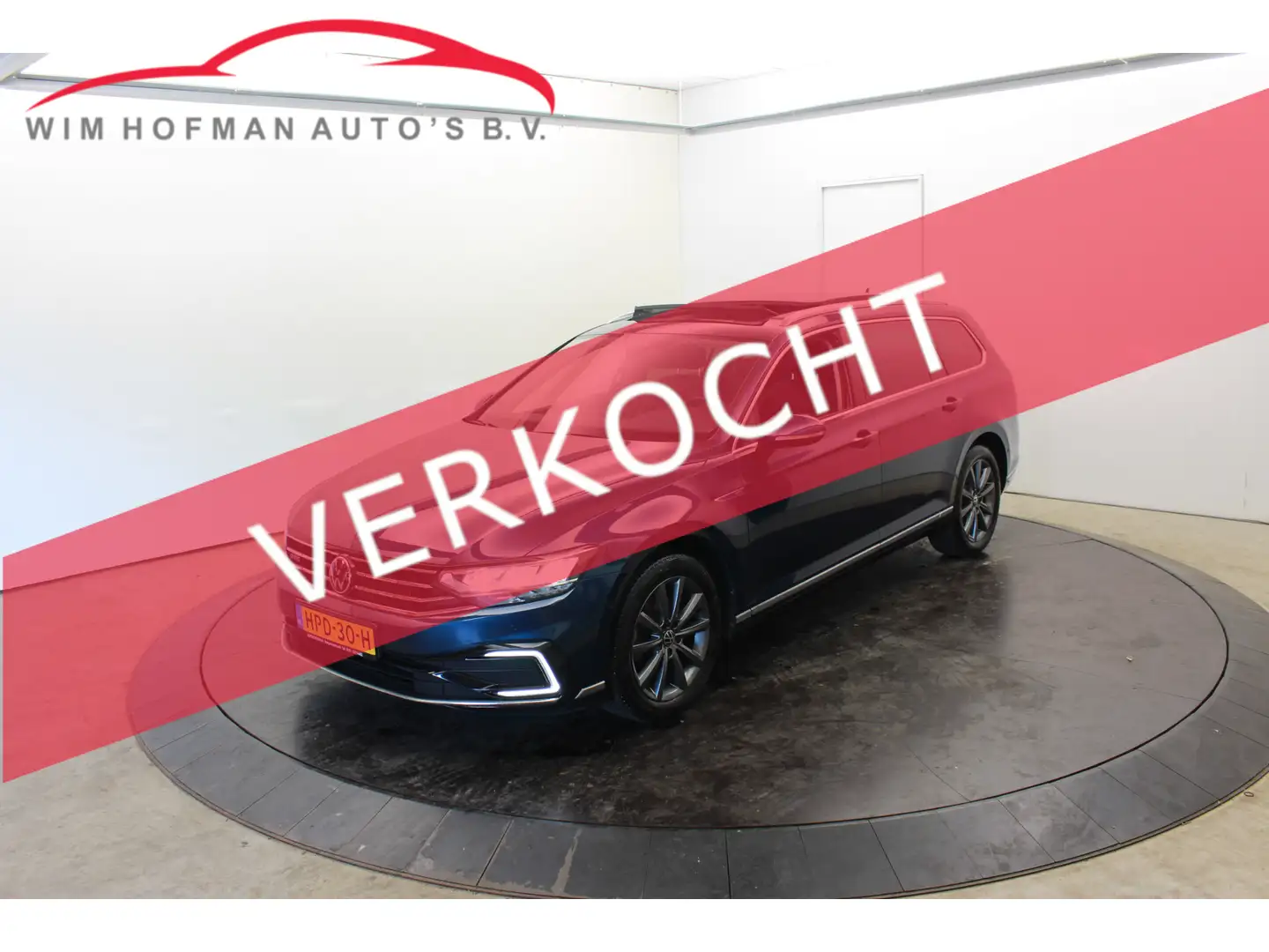 Volkswagen Passat Variant GTE el Trekh+aKlep Virtual Disc Pro Pano Leder Dod Blauw - 1