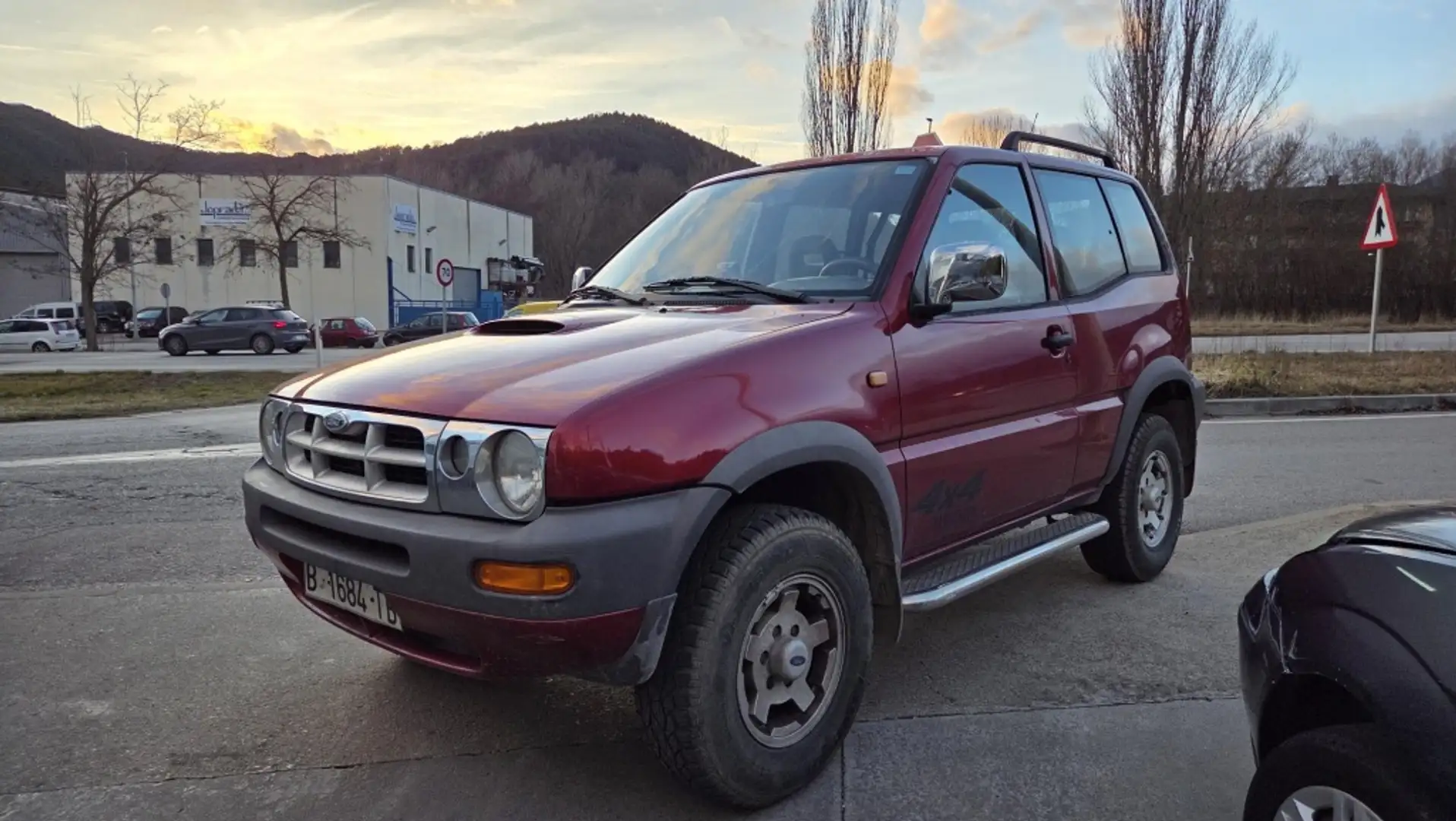 Ford Maverick 2.7 TD GLS Violett - 2