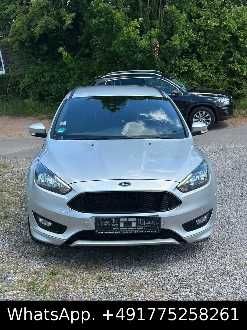 Ford Focus Turnier ST-Line 1.5 Navi, Kamera,Zahnr NEU Argent - 2