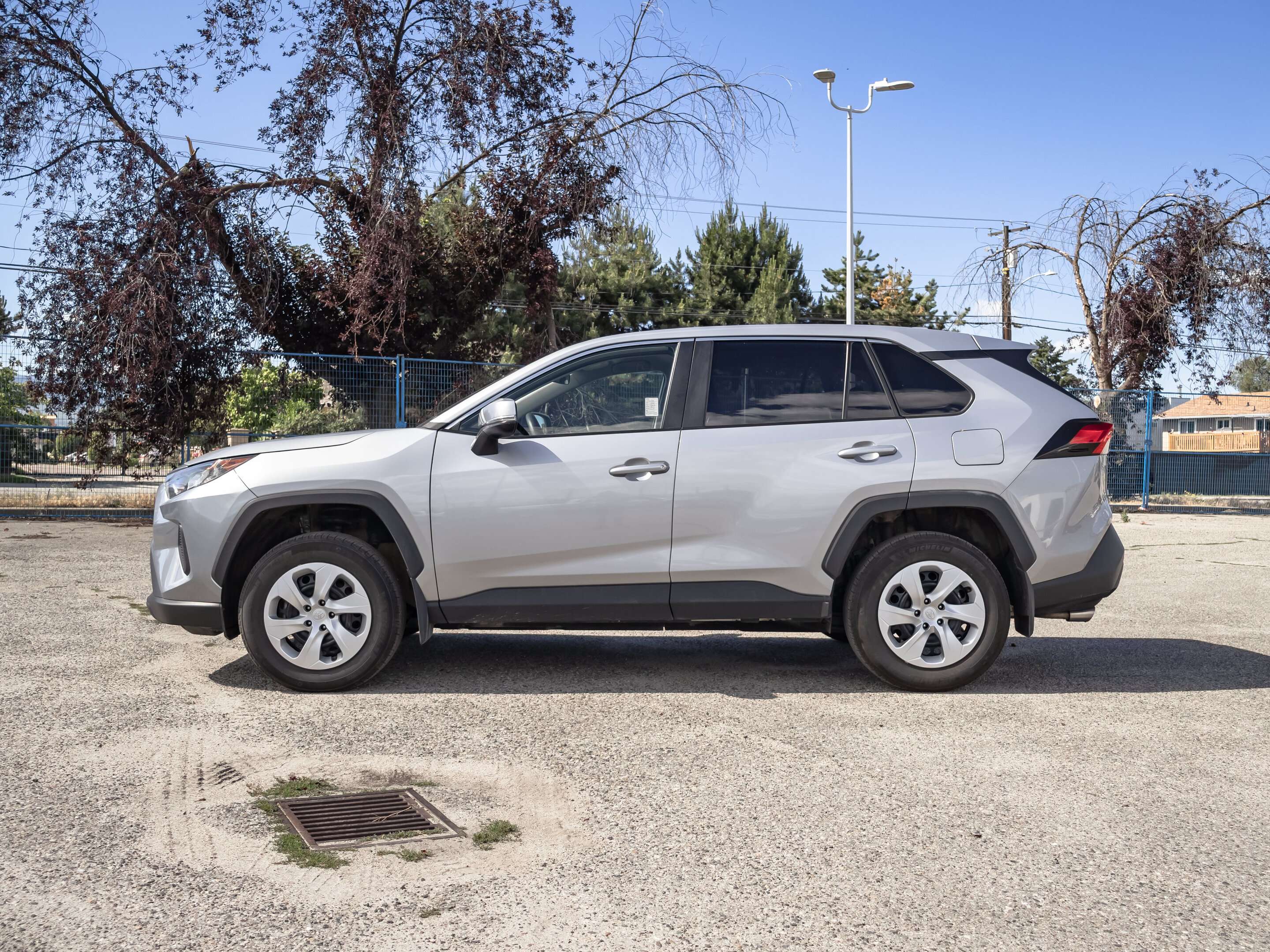 2025 Toyota RAV4 LE AWD | Rear View Camera | Heated Front Seats | P — снимка 1