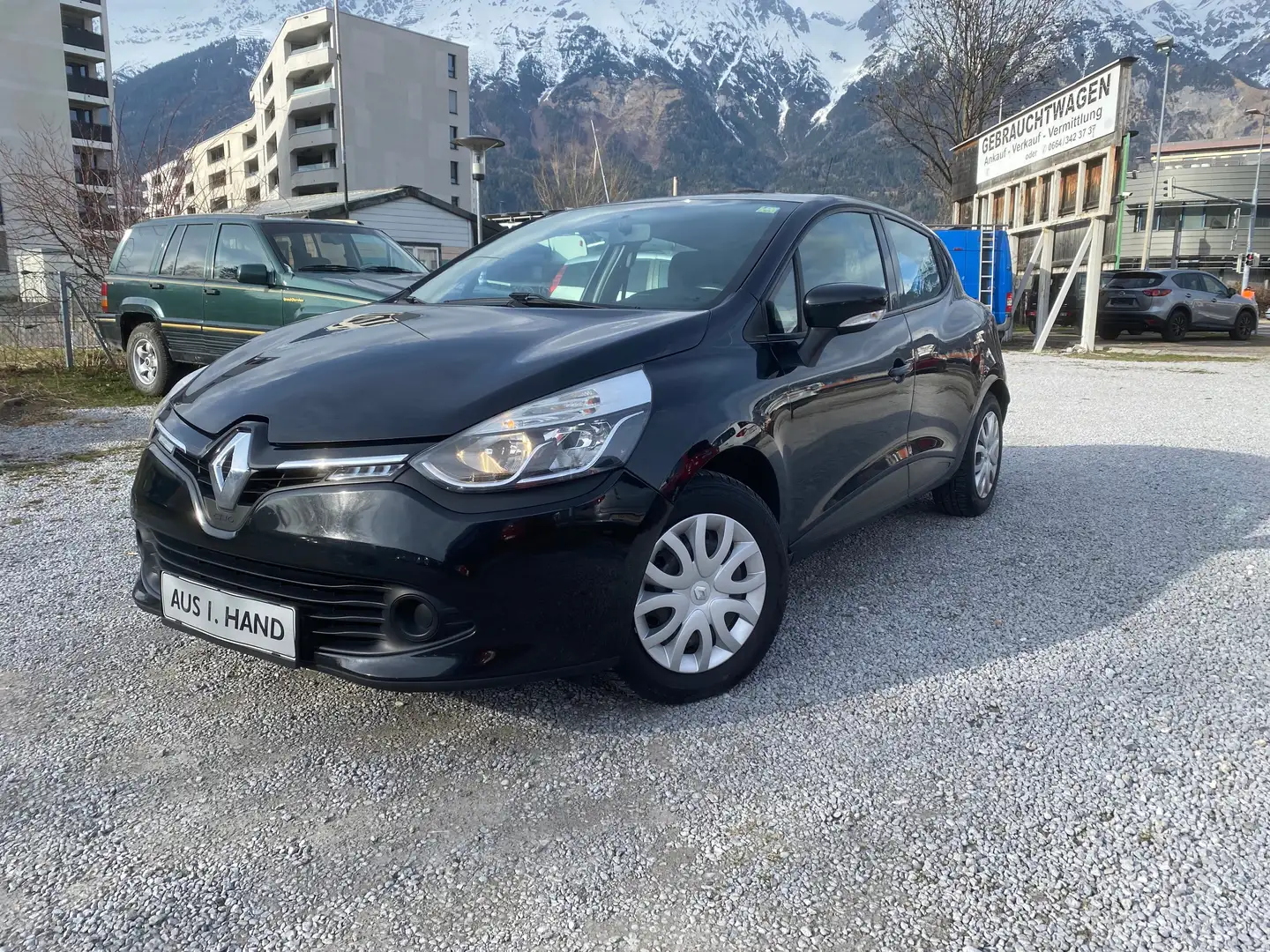 Renault Clio Expression 1,2 16V 75 Euro 6-Faceleft Model Schwarz - 1