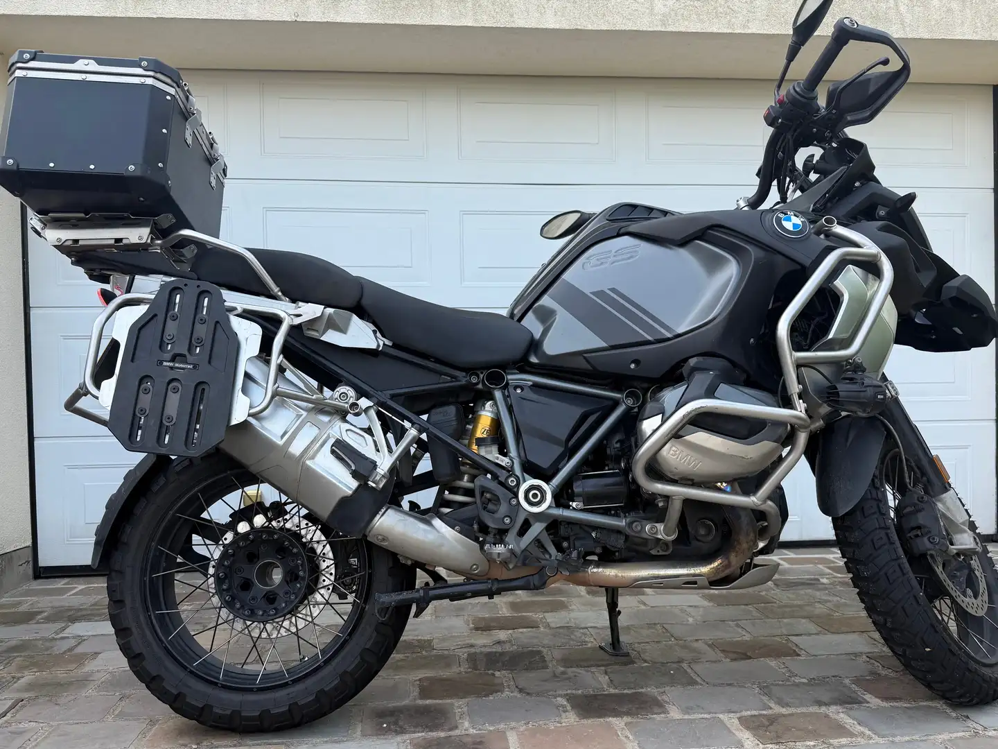 BMW R 1250 GS Adventure Dynamic-, Comfort-, Touring- and Light Package Czarny - 1