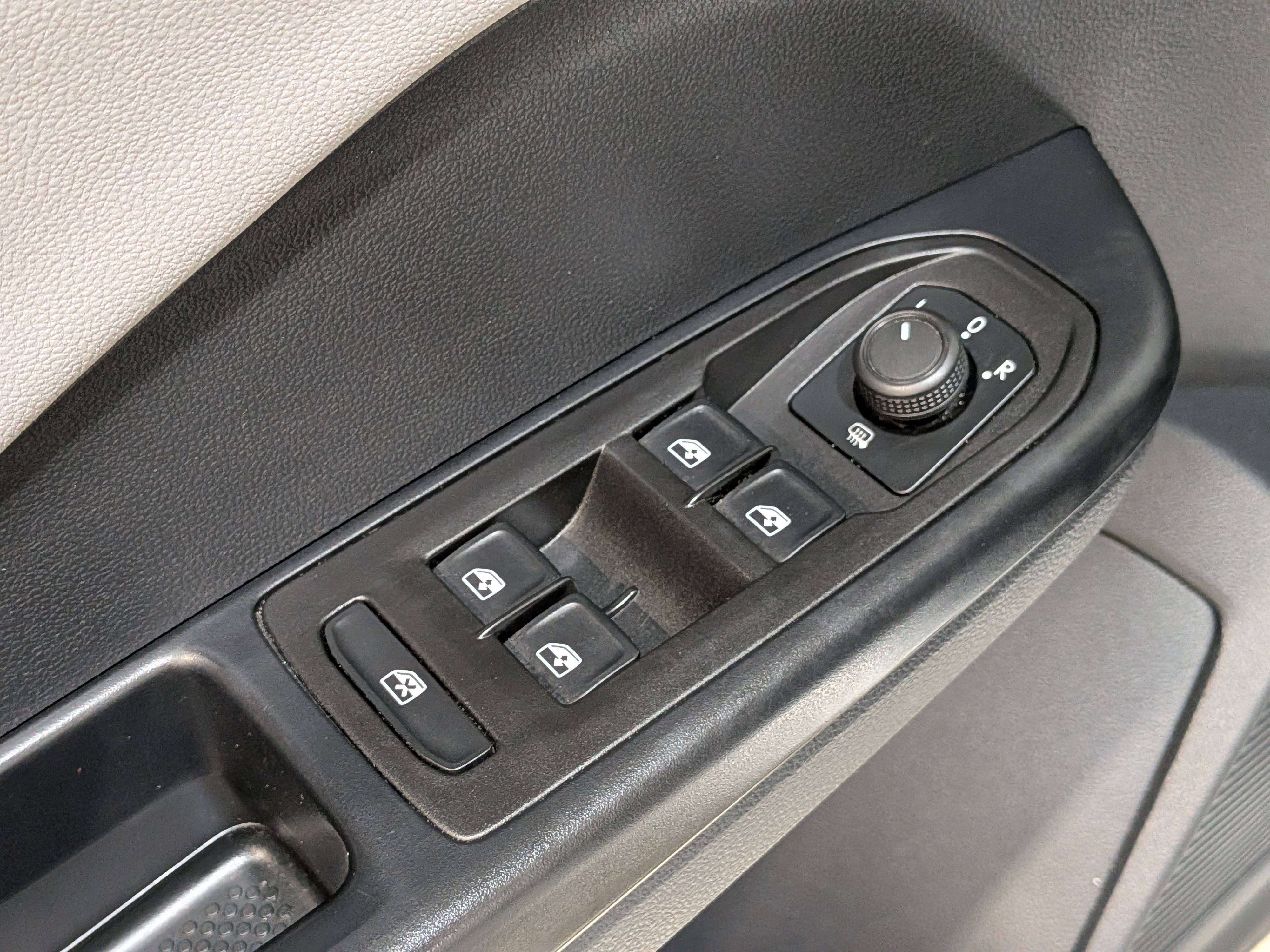 Volkswagen Taos 2024