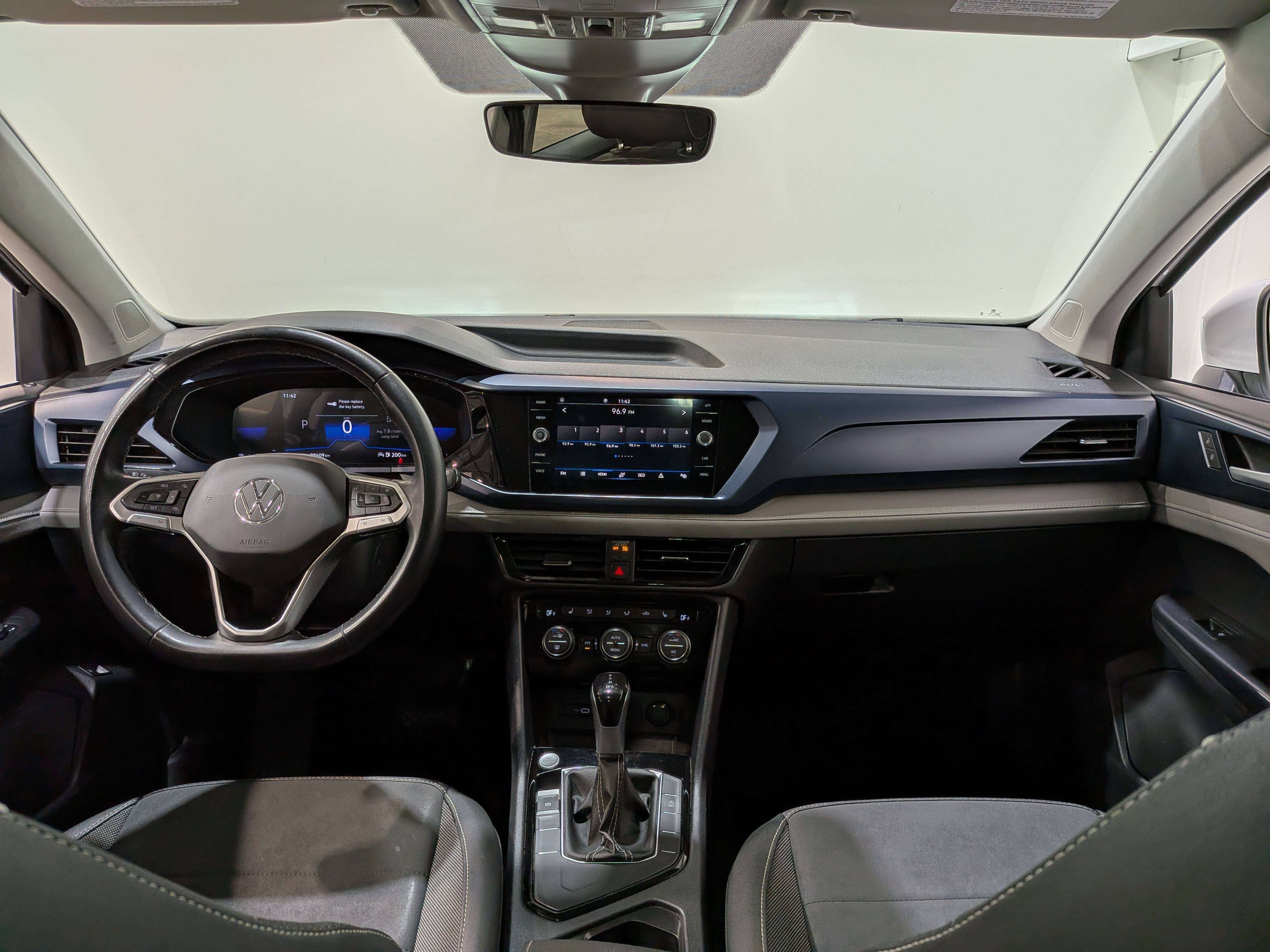 Volkswagen Taos 2024