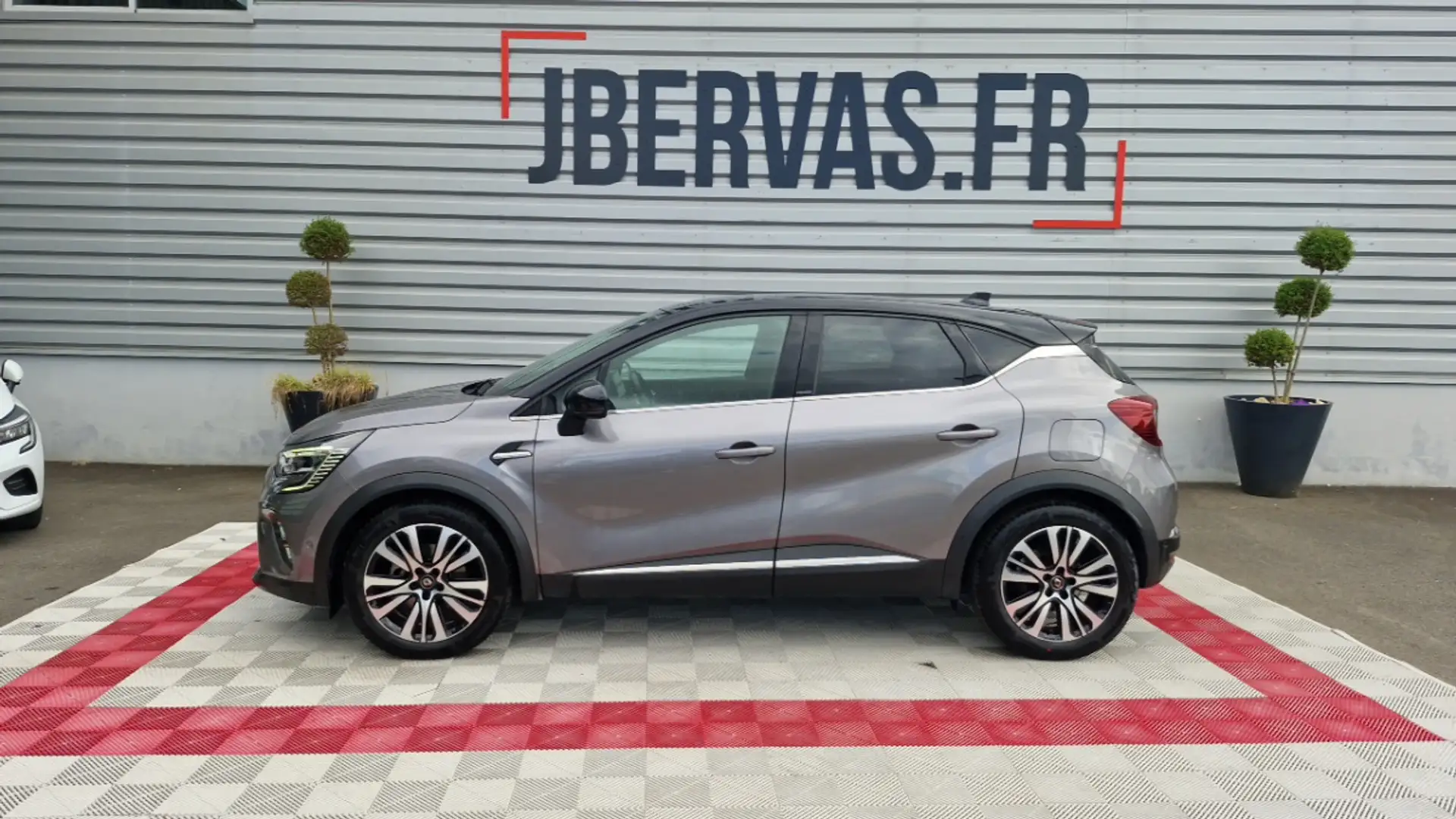 Renault Captur E-TECH PLUG-IN 160 INITIALE PARIS - 1