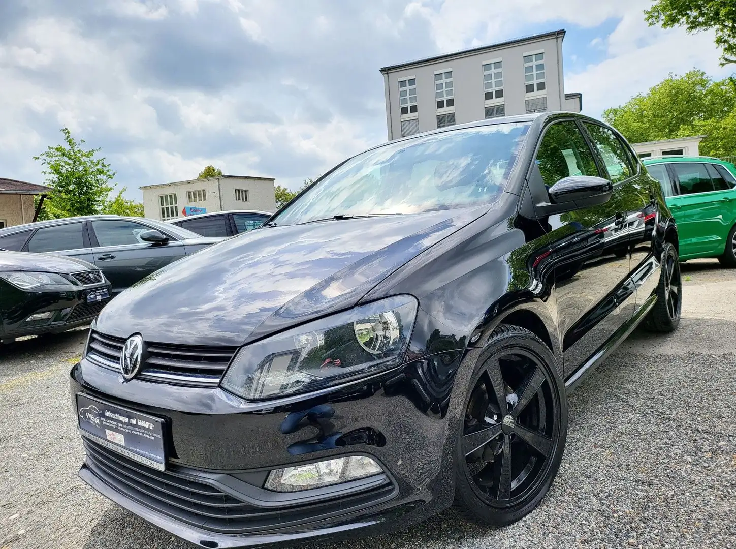 Volkswagen Polo V Trendline Schwarz - 1