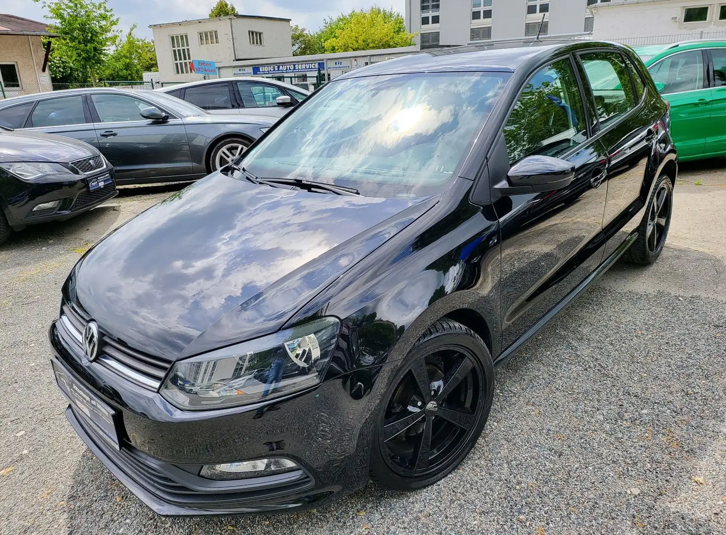 Volkswagen Polo V Trendline Schwarz - 2