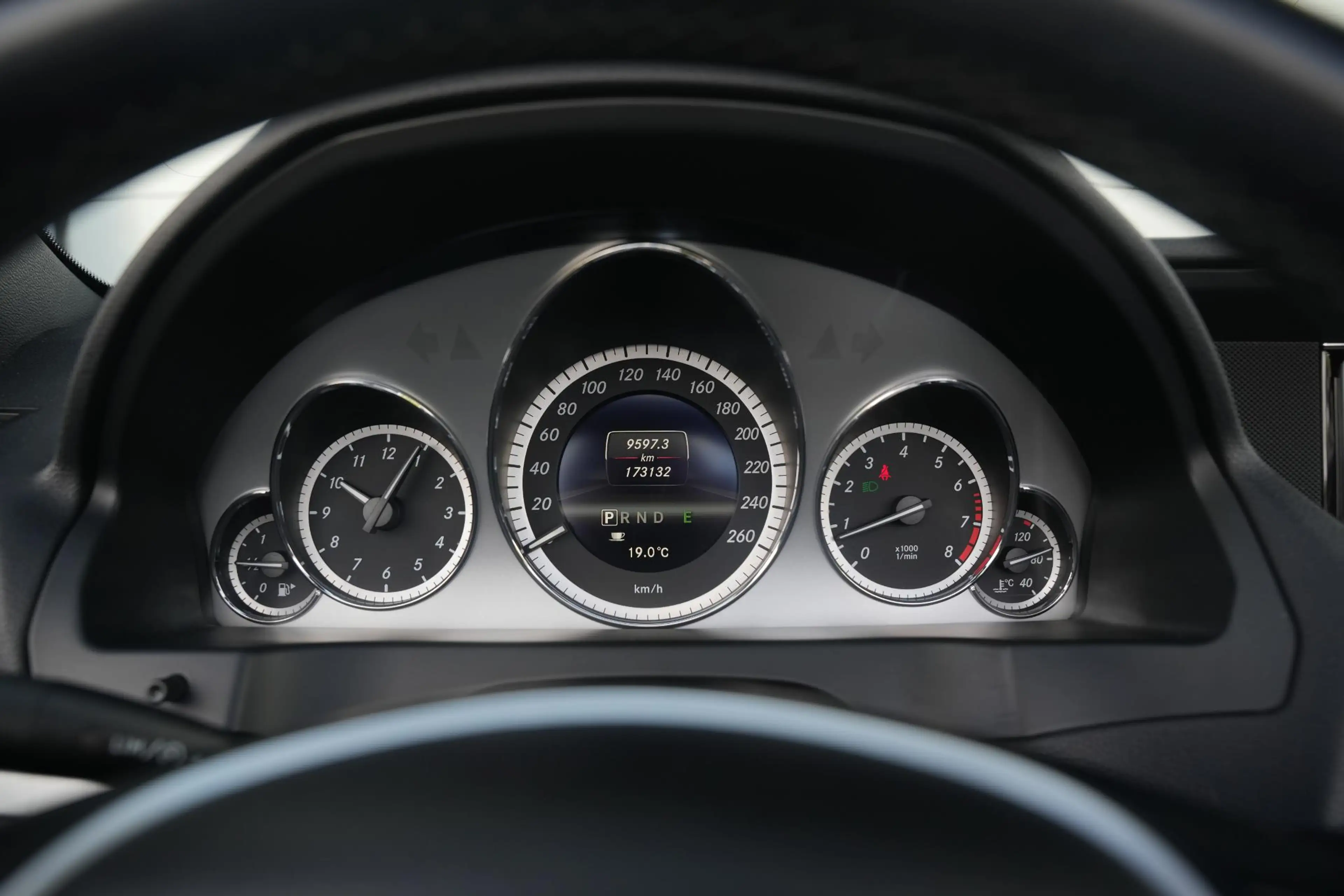 Mercedes-Benz E 200 Cabrio CGI Elegance — photo 12