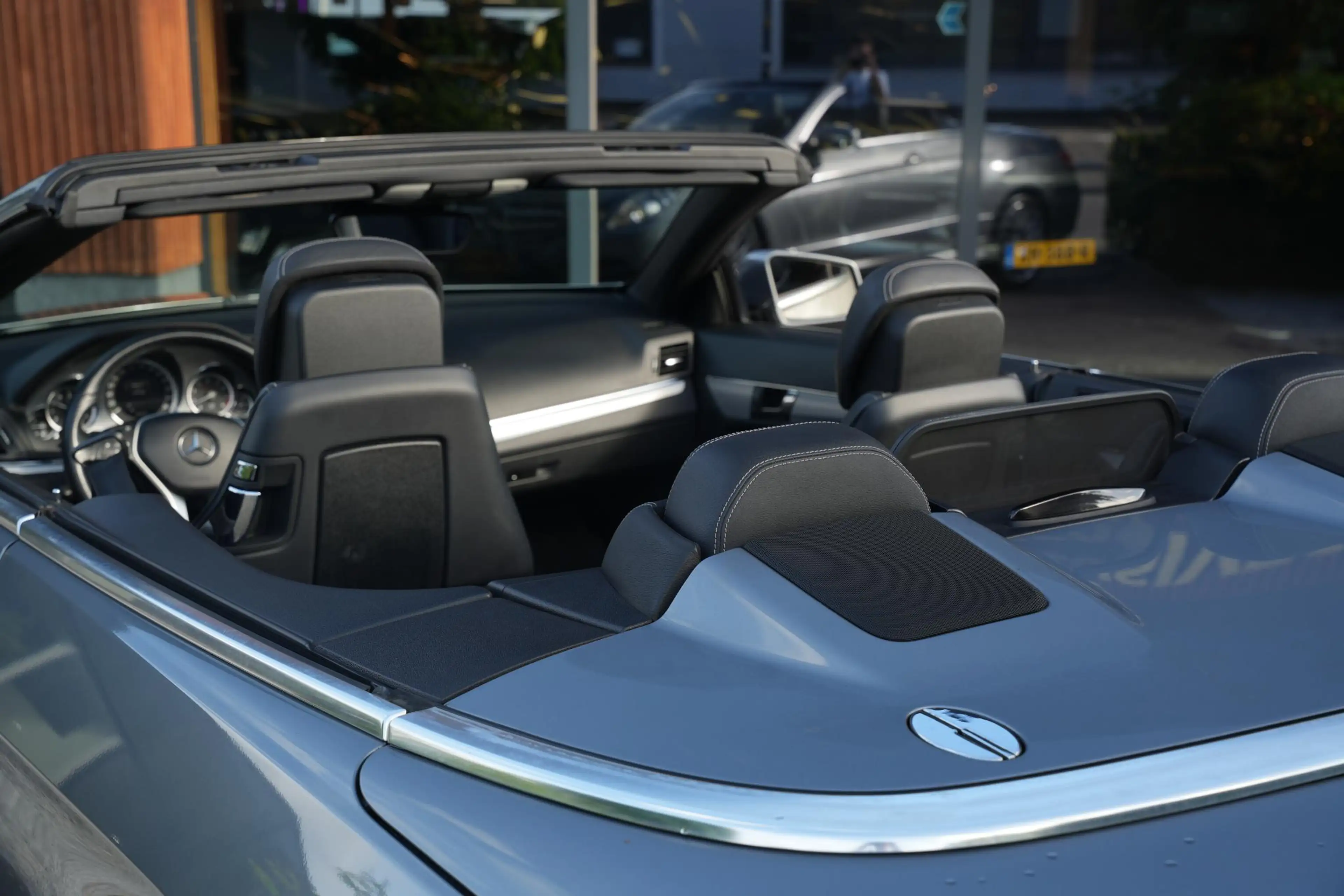 Mercedes-Benz E 200 Cabrio CGI Elegance — photo 19