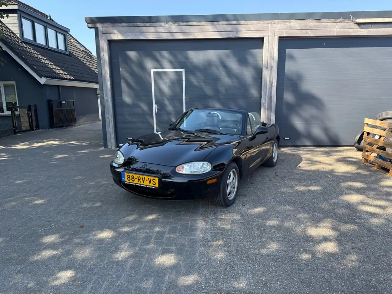 Mazda MX-5 1.6i, foto 2
