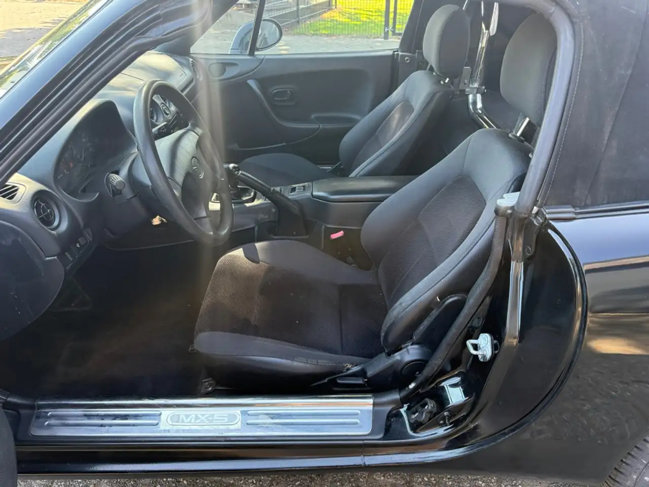 Mazda MX-5 1.6i, foto 9
