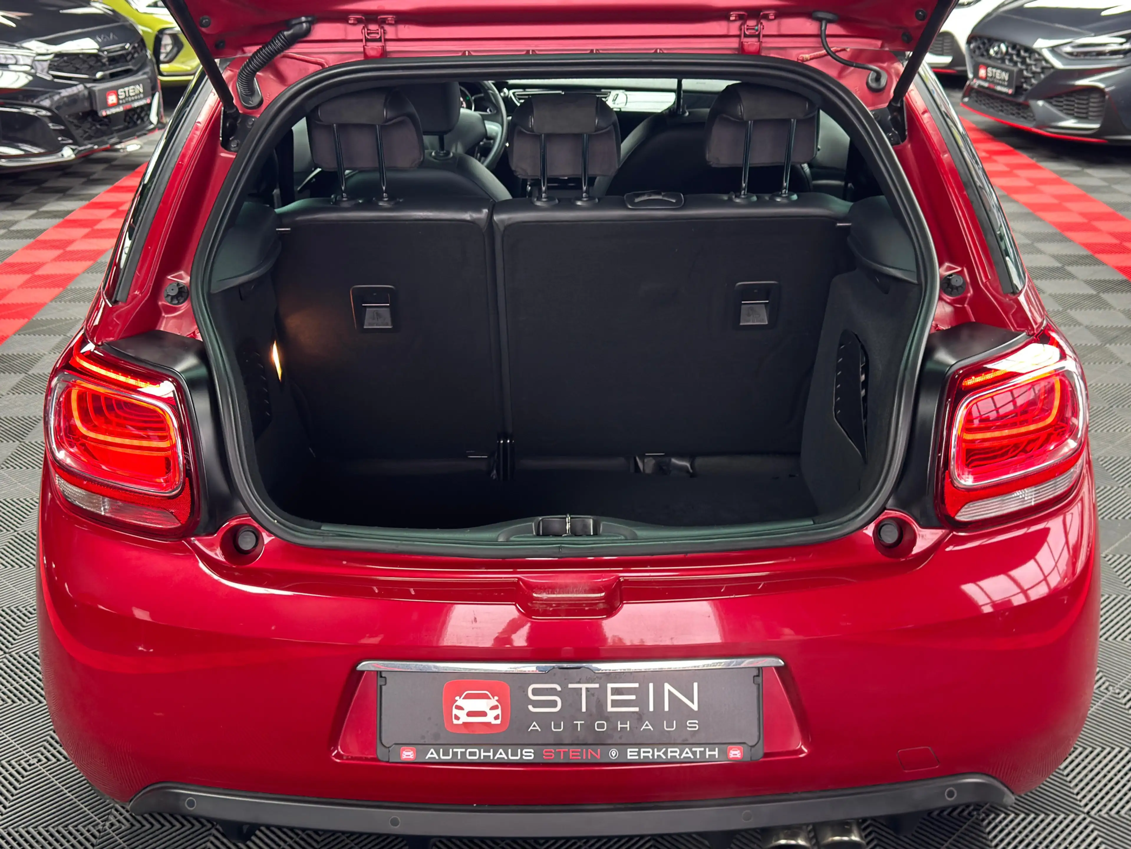 Citroen DS3 SportChic Navi Kamera Sitzheizung Xenon — photo 2