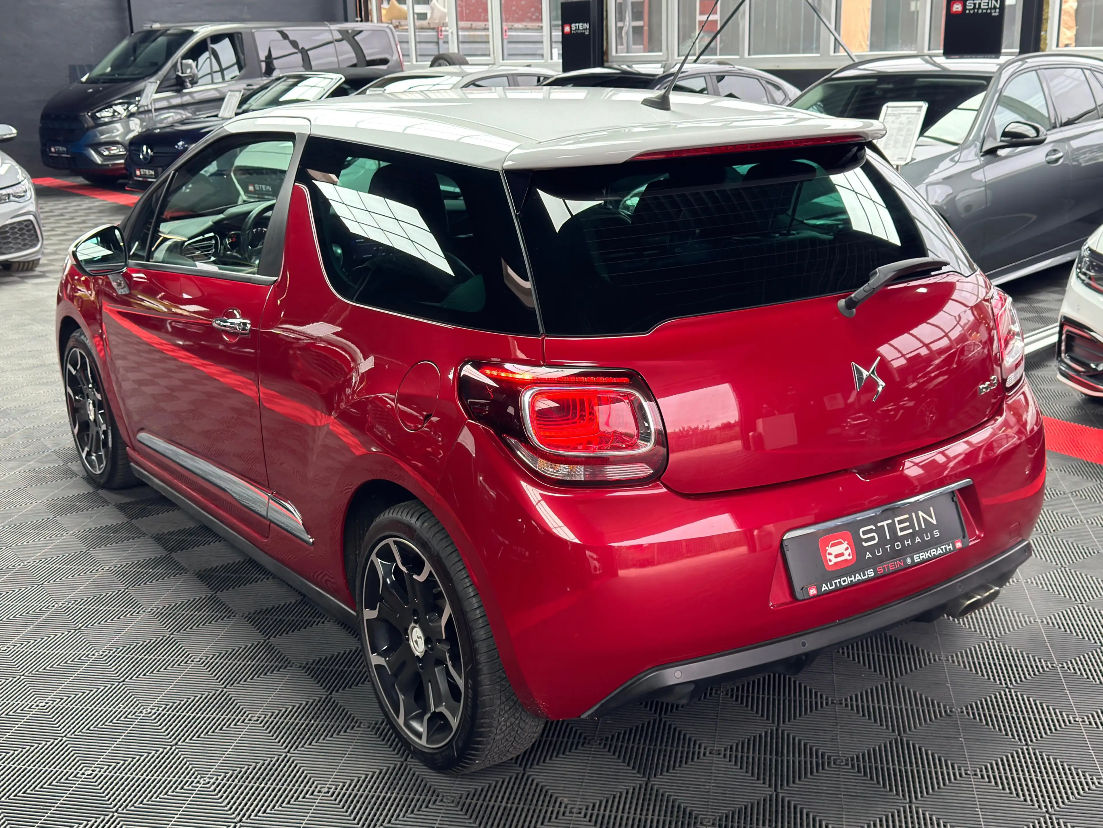 Citroen DS3 SportChic Navi Kamera Sitzheizung Xenon — photo 3