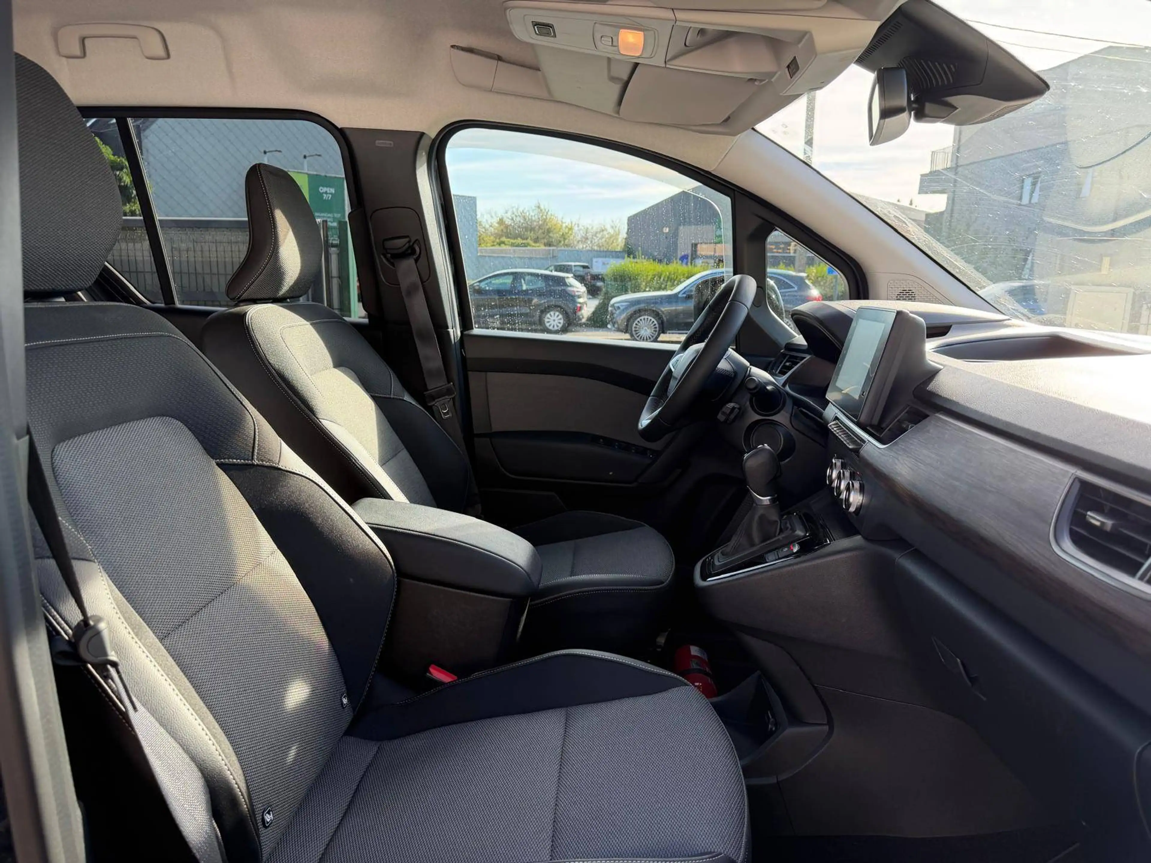 Renault Kangoo 1.3TCE * TECHNO * AUT * 130PK * CAMERA * WB TOT 06/2030 — photo 11