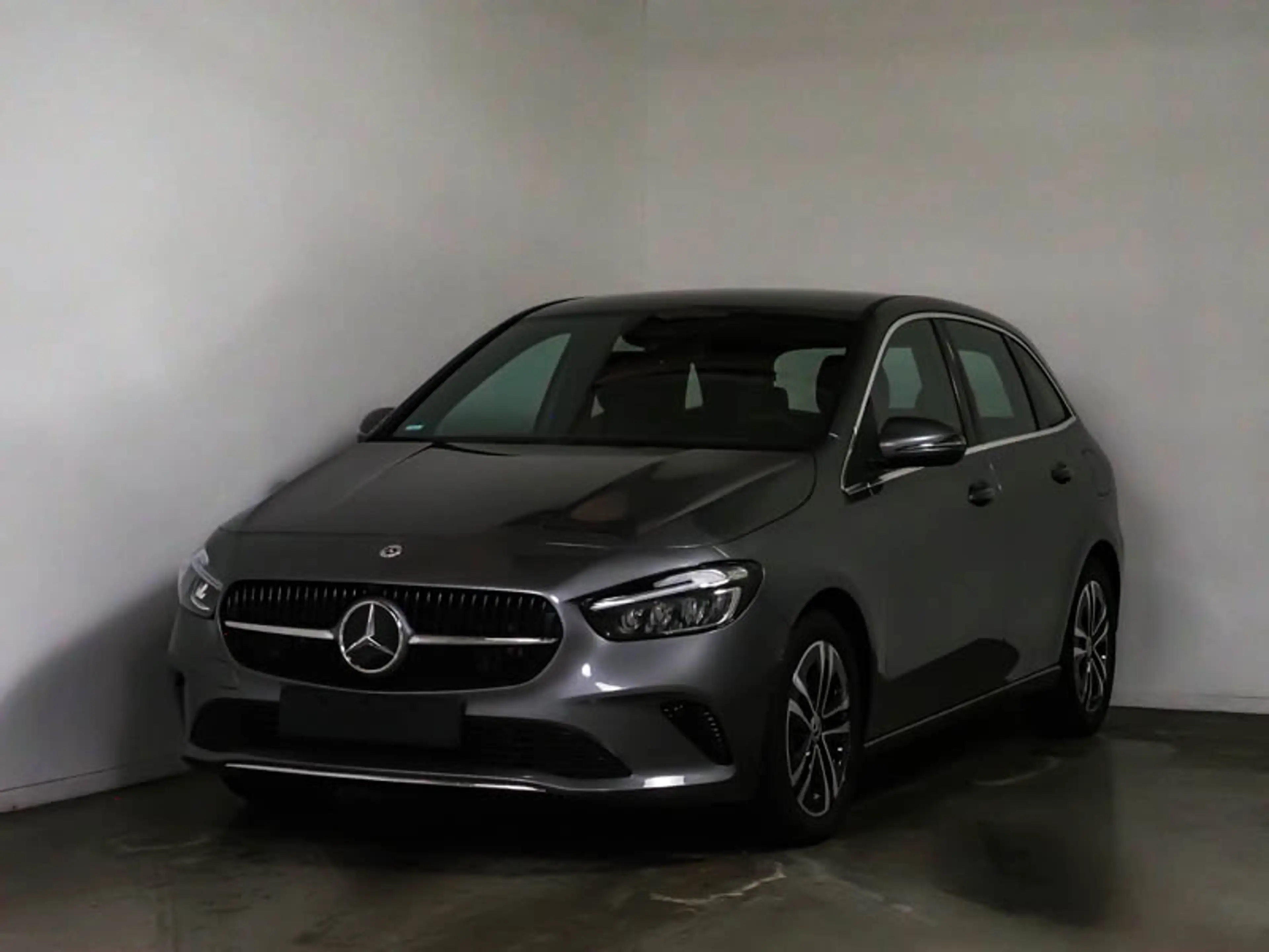 Mercedes-Benz B 200 d , PROGRESSIVE KAMERA SPUR PDC SHZ — photo 2