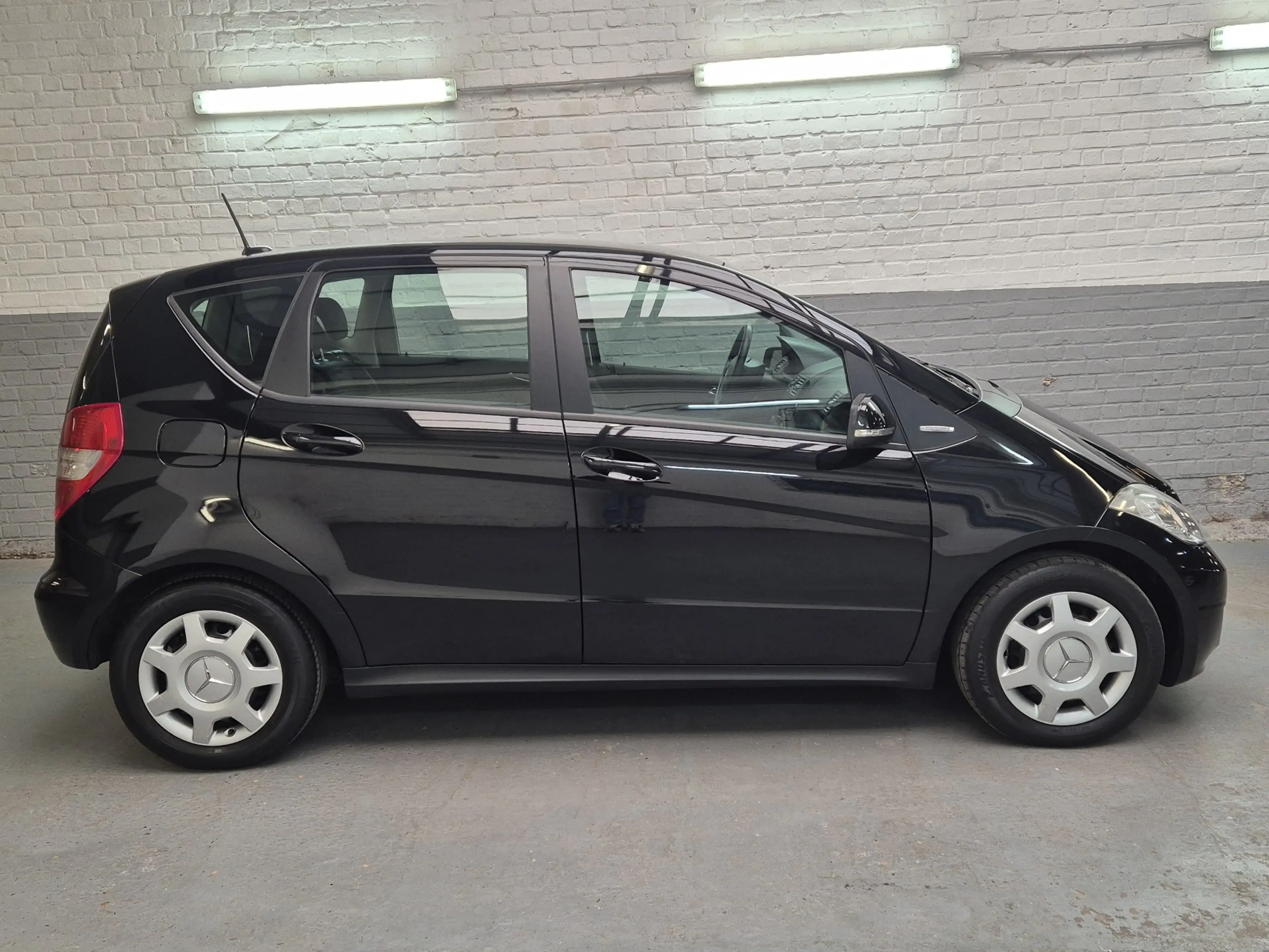 Mercedes-Benz A 150 A 150 BlueEFFICIENCY -66.000km- Top état-Garantie — photo 5