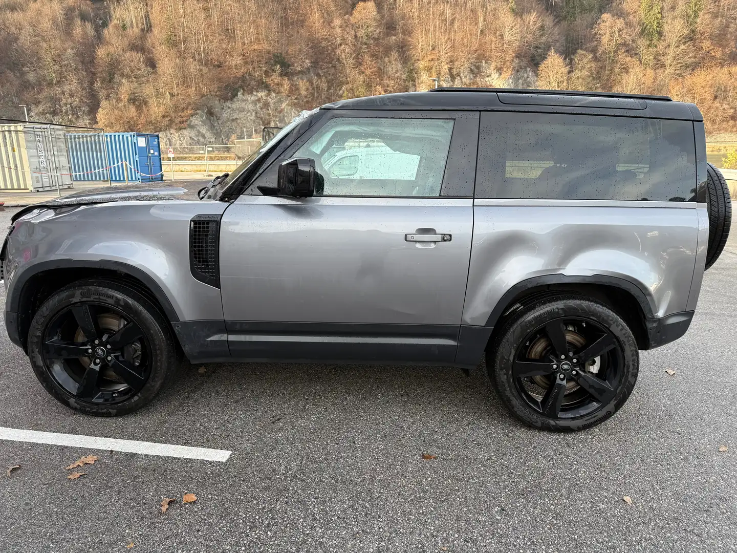 Land Rover Defender 90 D 250 SE Grau - 2