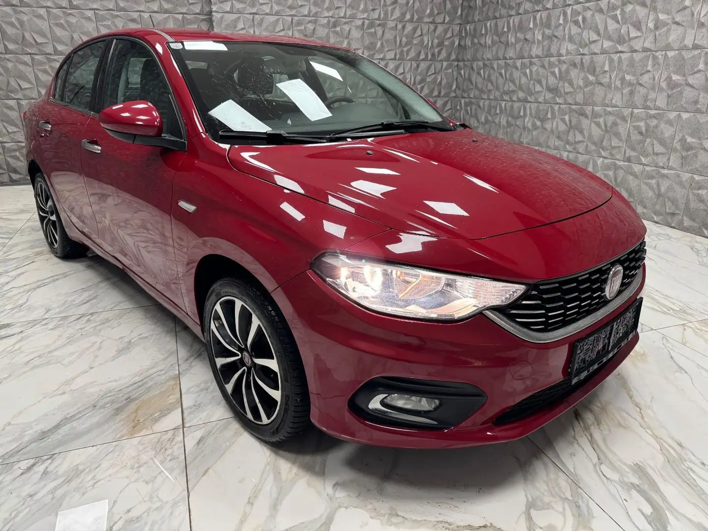 Fiat Tipo Lounge * Teilleder-Navi-Kamera * Rot - 1