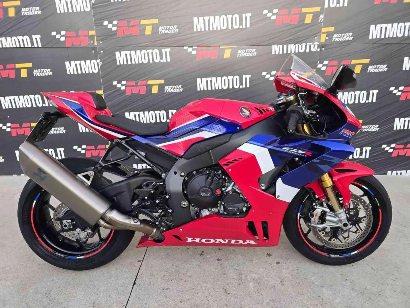Honda CBR 1000 SP Rouge - 1